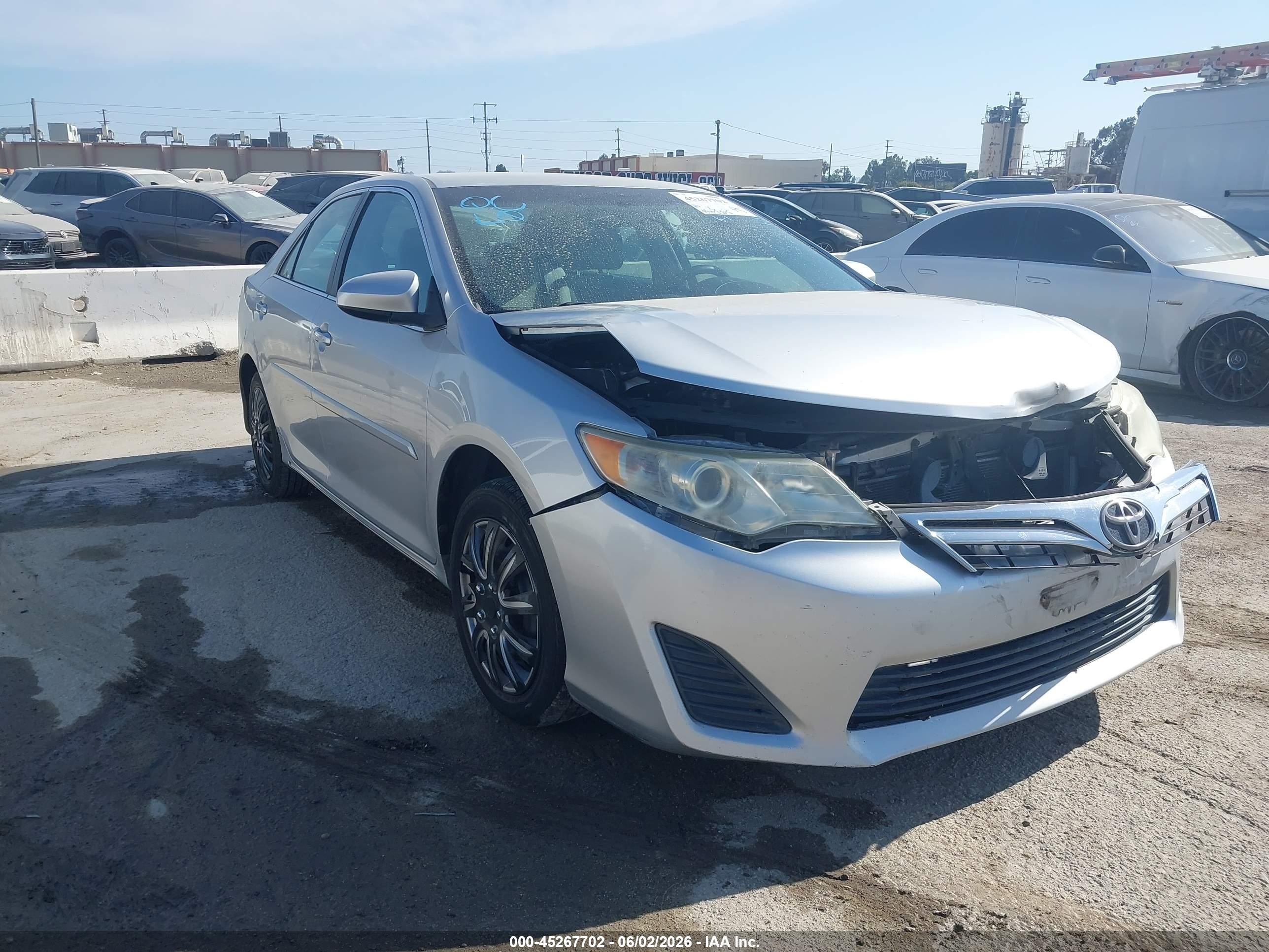 2013 Toyota Camry Le Серебряный vin: 4T1BF1FK2DU708928