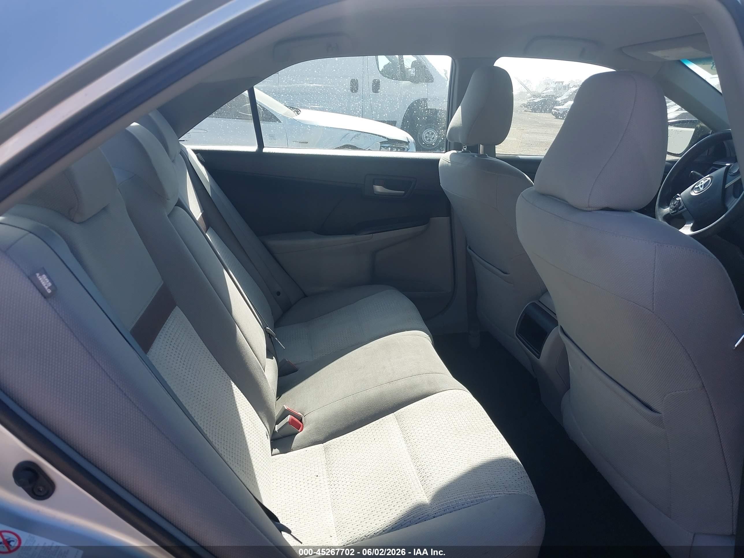 2013 Toyota Camry Le Серебряный vin: 4T1BF1FK2DU708928