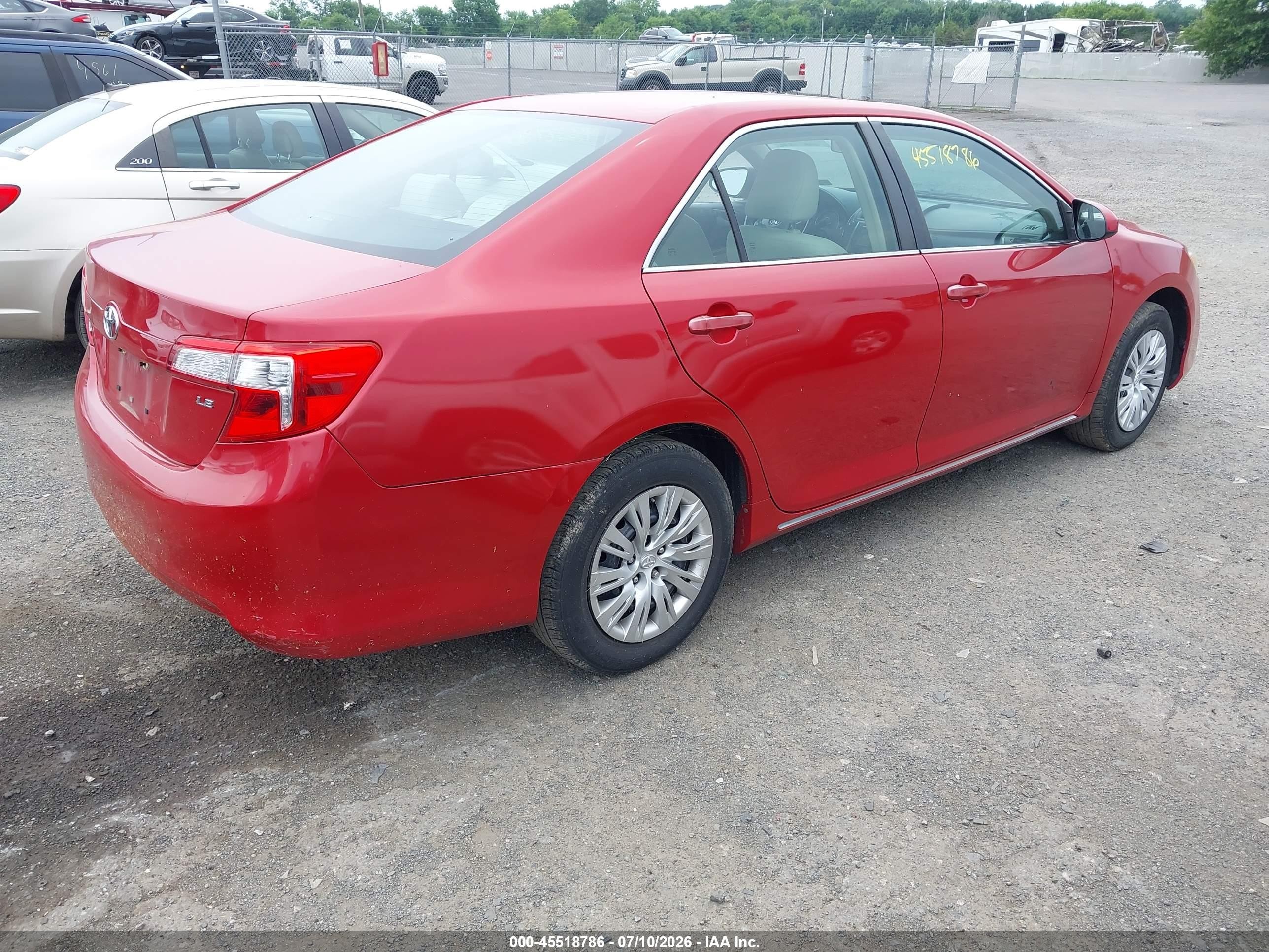 2013 Toyota Camry Le Красный vin: 4T1BF1FK2DU724420