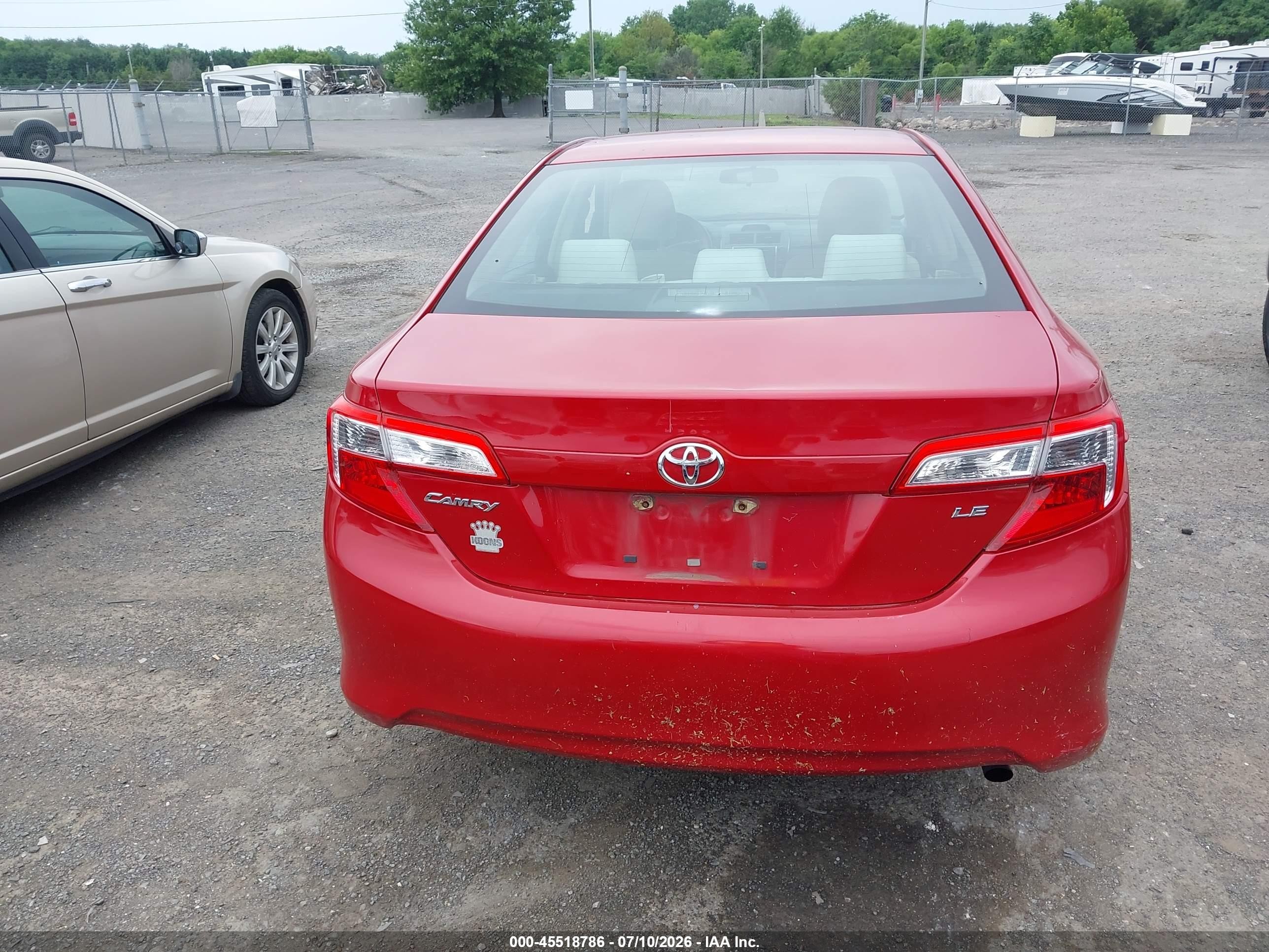 2013 Toyota Camry Le Красный vin: 4T1BF1FK2DU724420