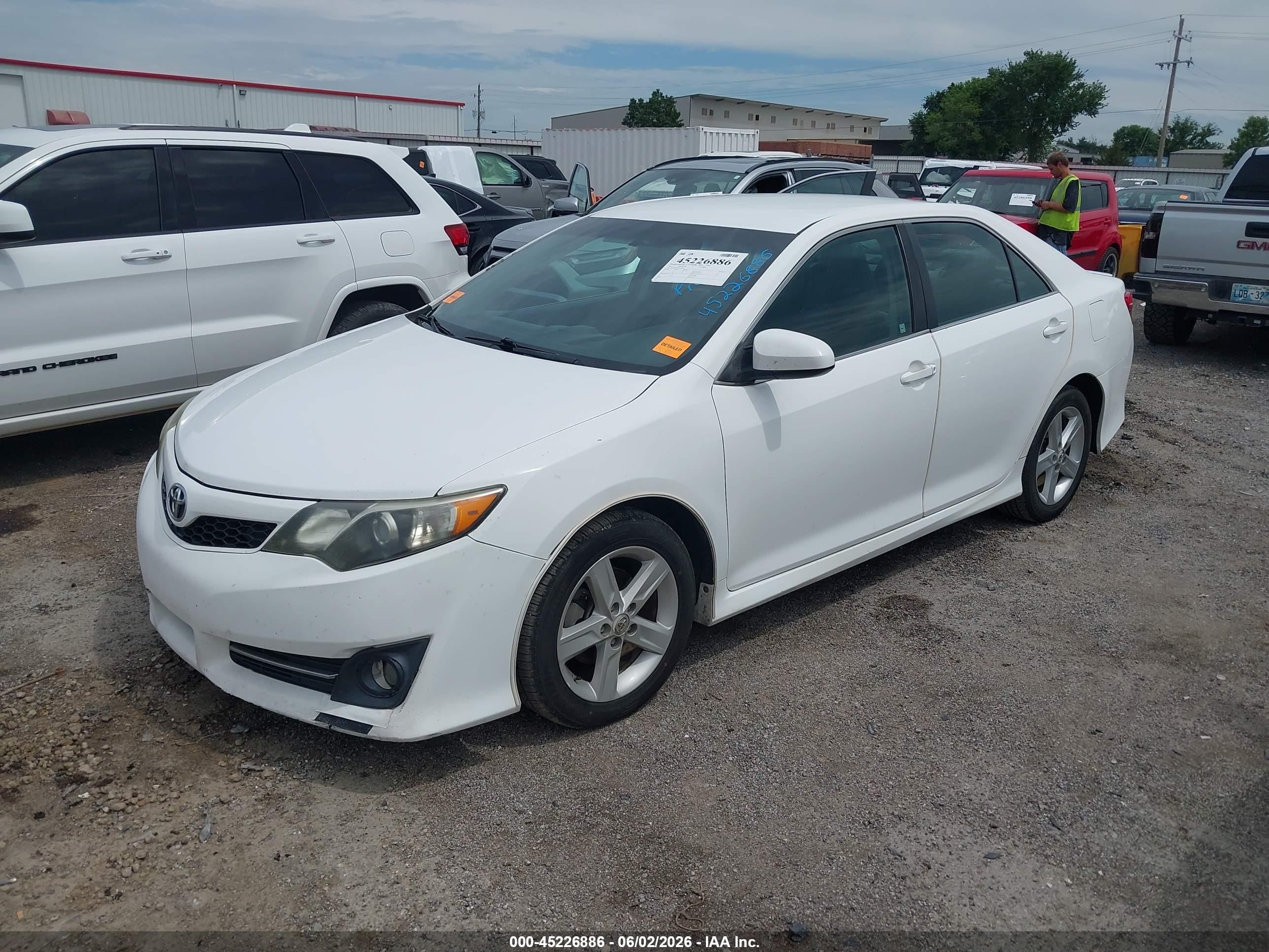 2014 Toyota Camry Se White vin: 4T1BF1FK2EU302844