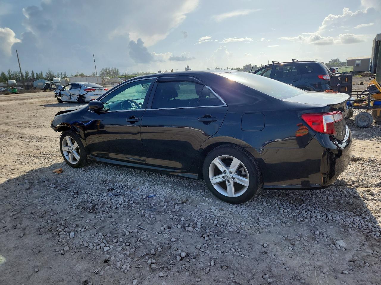 2014 Toyota Camry Se Black vin: 4T1BF1FK2EU322267