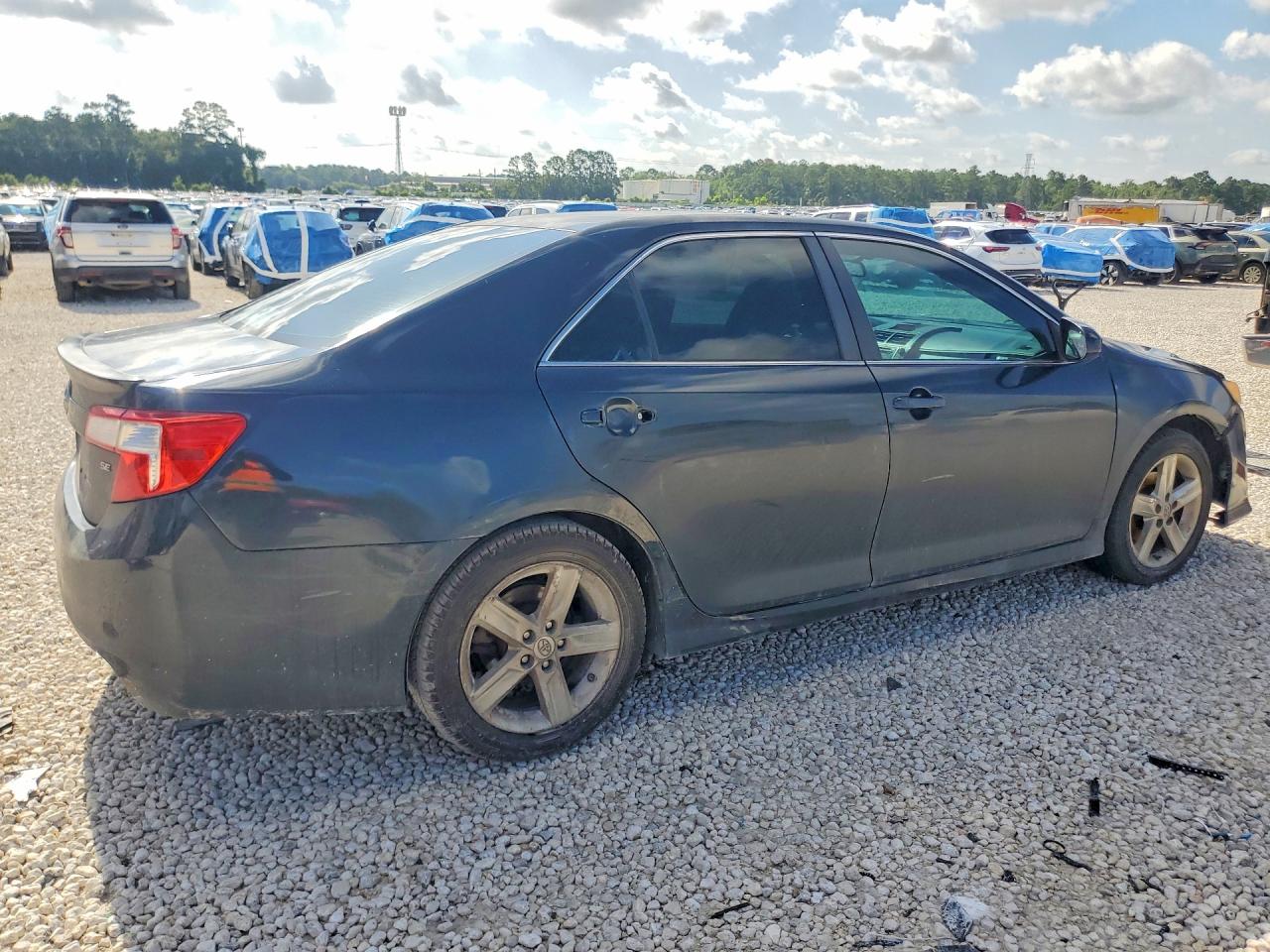 2014 Toyota Camry Se Charcoal vin: 4T1BF1FK2EU329719