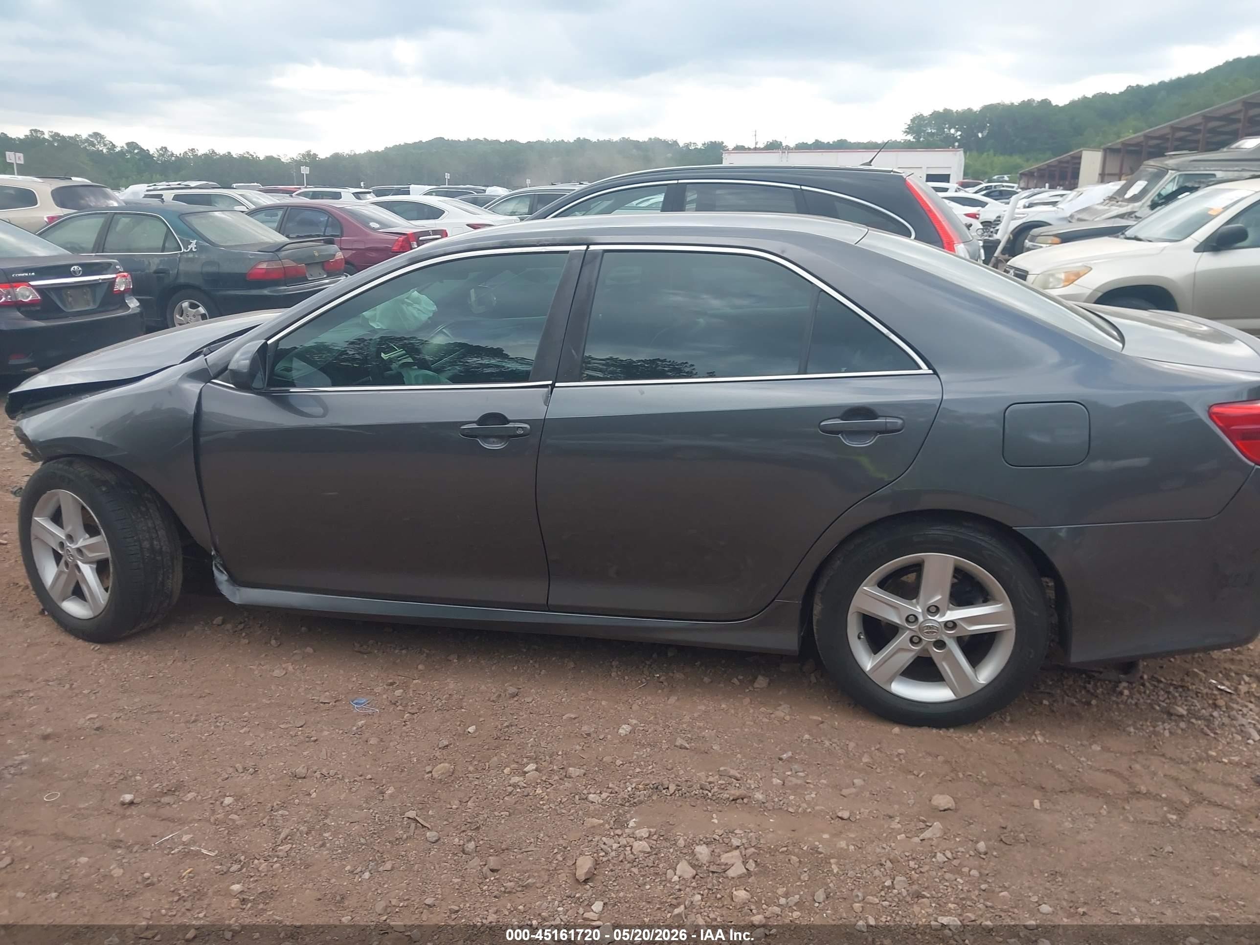 2014 Toyota Camry Se Black vin: 4T1BF1FK2EU335570