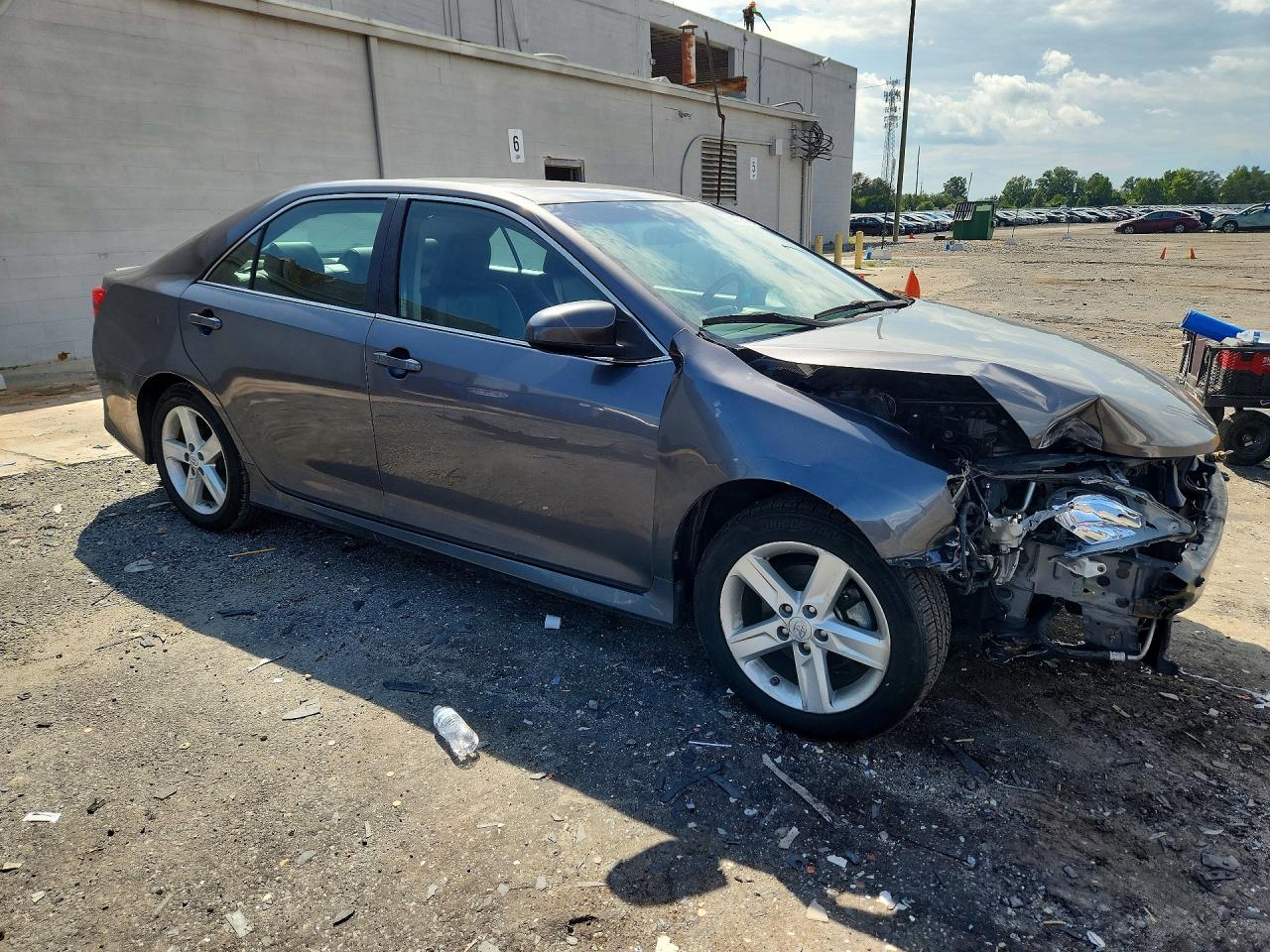 2014 Toyota Camry Se Gray vin: 4T1BF1FK2EU343071