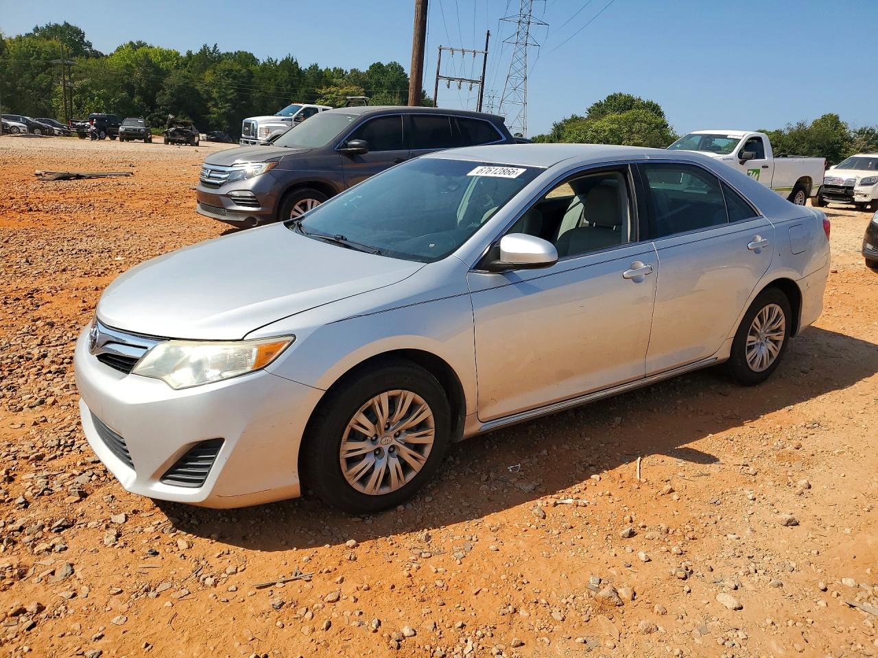 2014 Toyota Camry Le Silver vin: 4T1BF1FK2EU354118