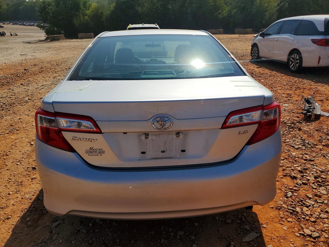 2014 Toyota Camry Le Silver vin: 4T1BF1FK2EU354118