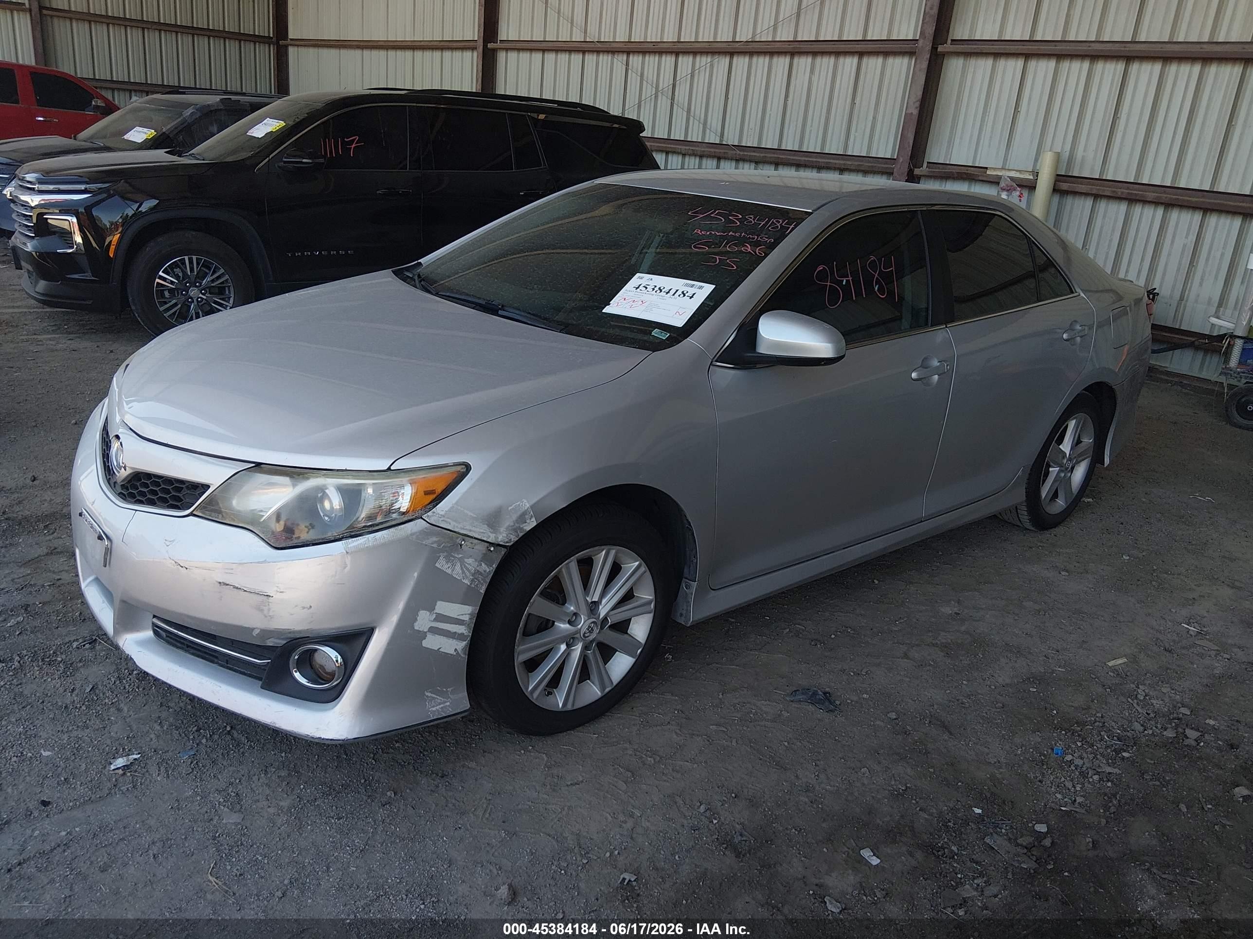 2014 Toyota Camry Se Серебряный vin: 4T1BF1FK2EU366835