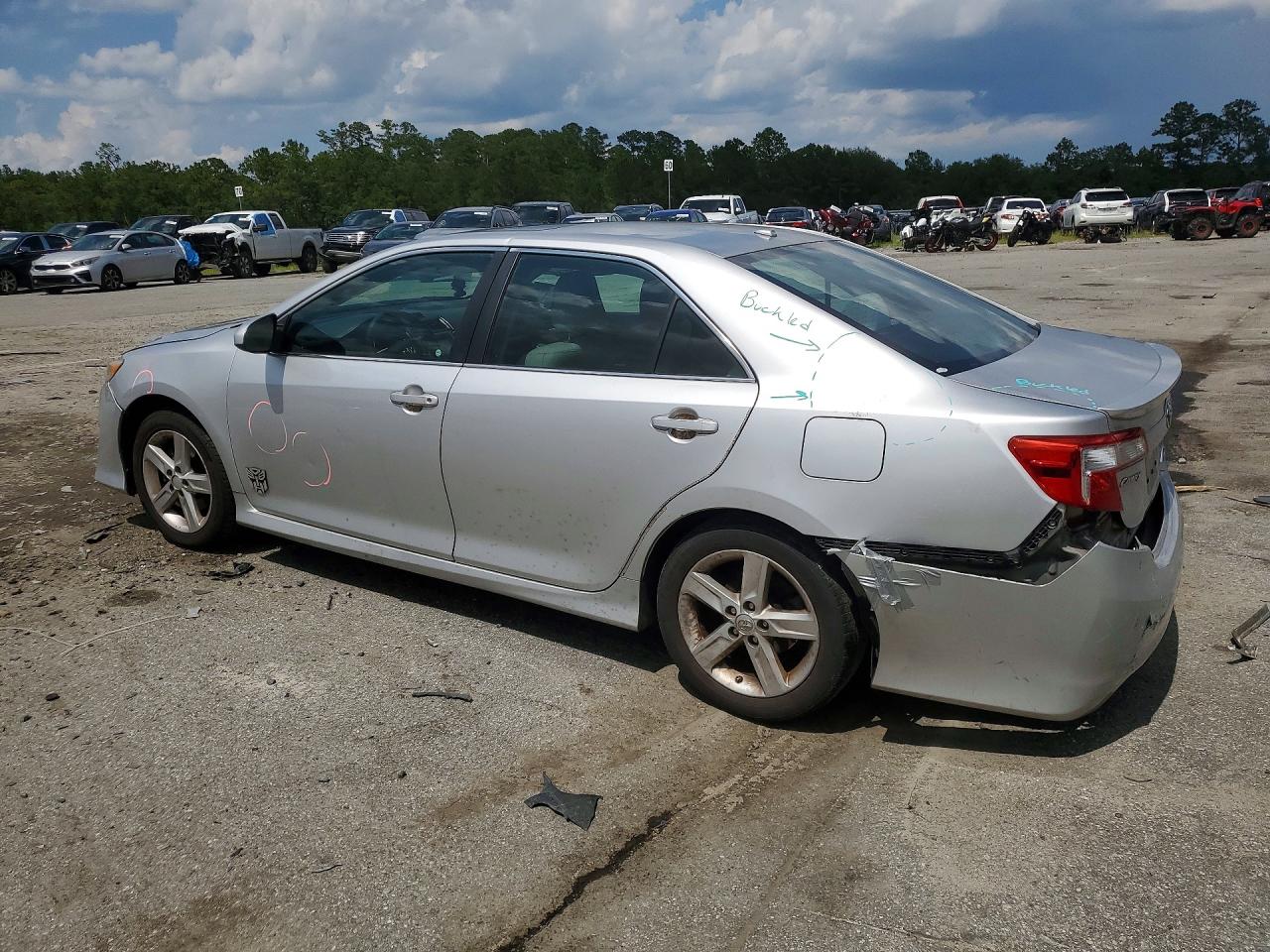 2014 Toyota Camry Se Silver vin: 4T1BF1FK2EU367967