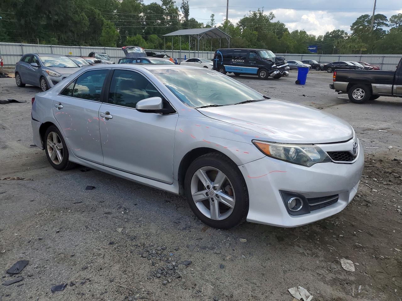 2014 Toyota Camry Se Silver vin: 4T1BF1FK2EU367967