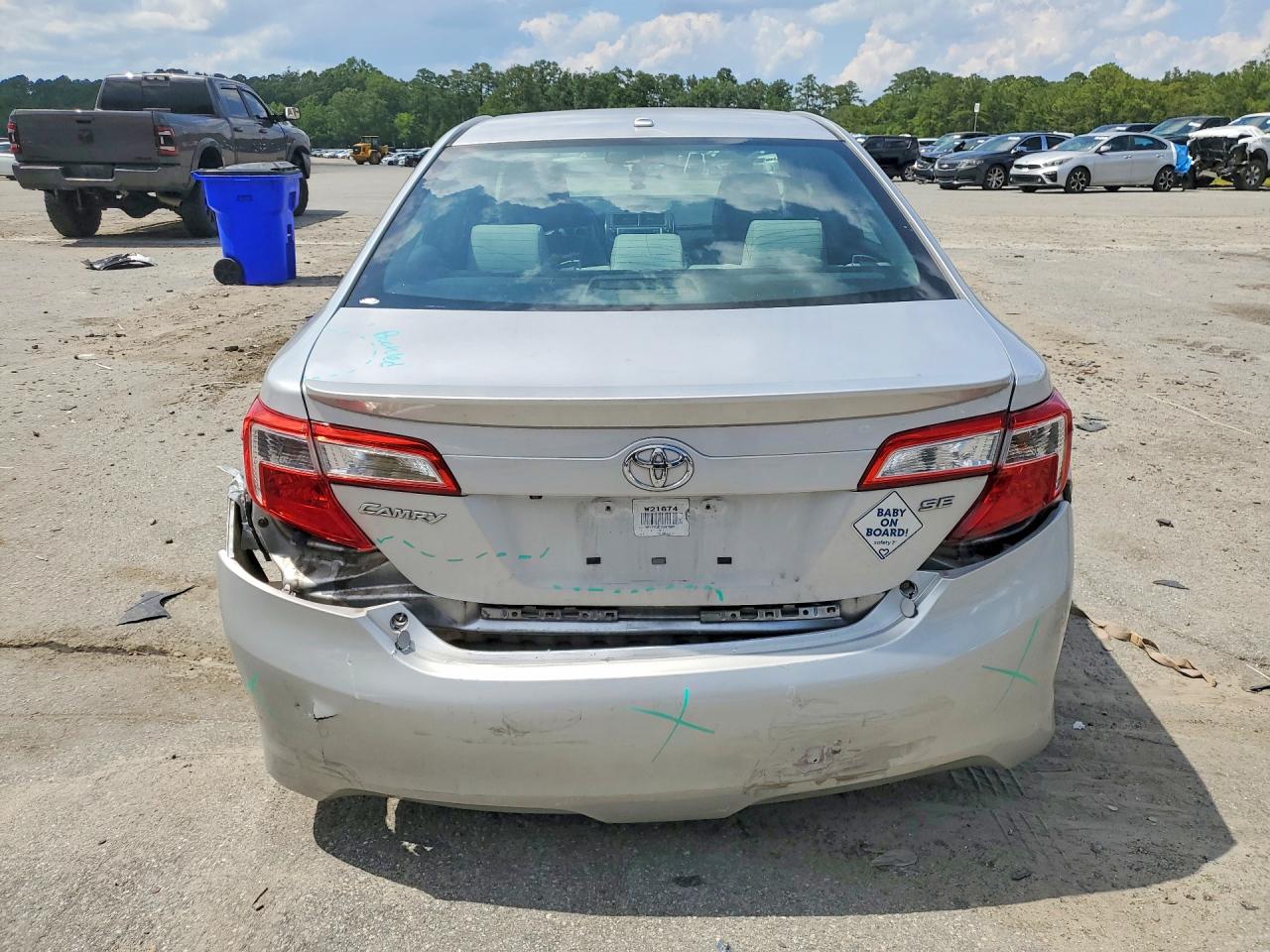 2014 Toyota Camry Se Silver vin: 4T1BF1FK2EU367967
