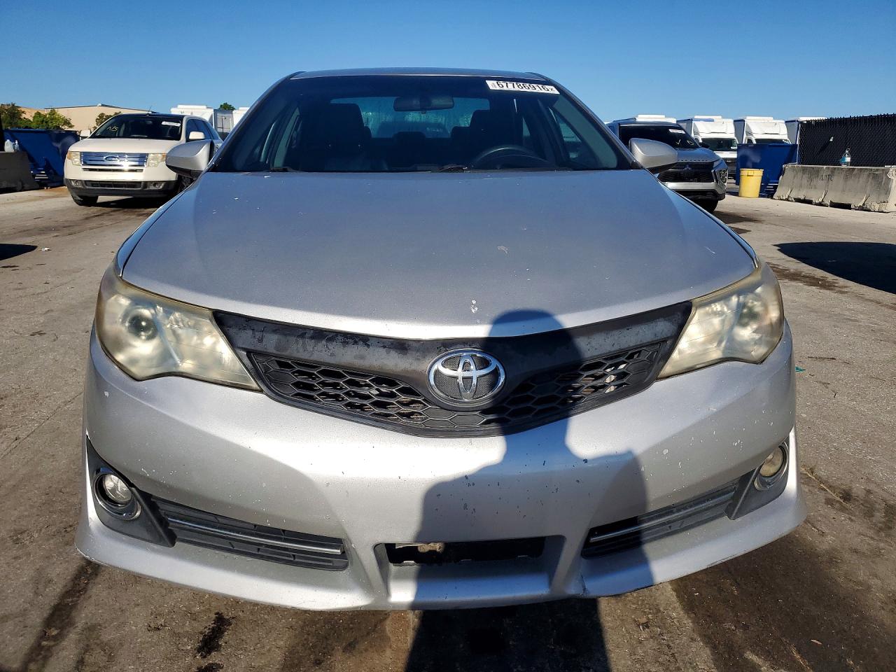 2014 Toyota Camry Se Серебряный vin: 4T1BF1FK2EU376281