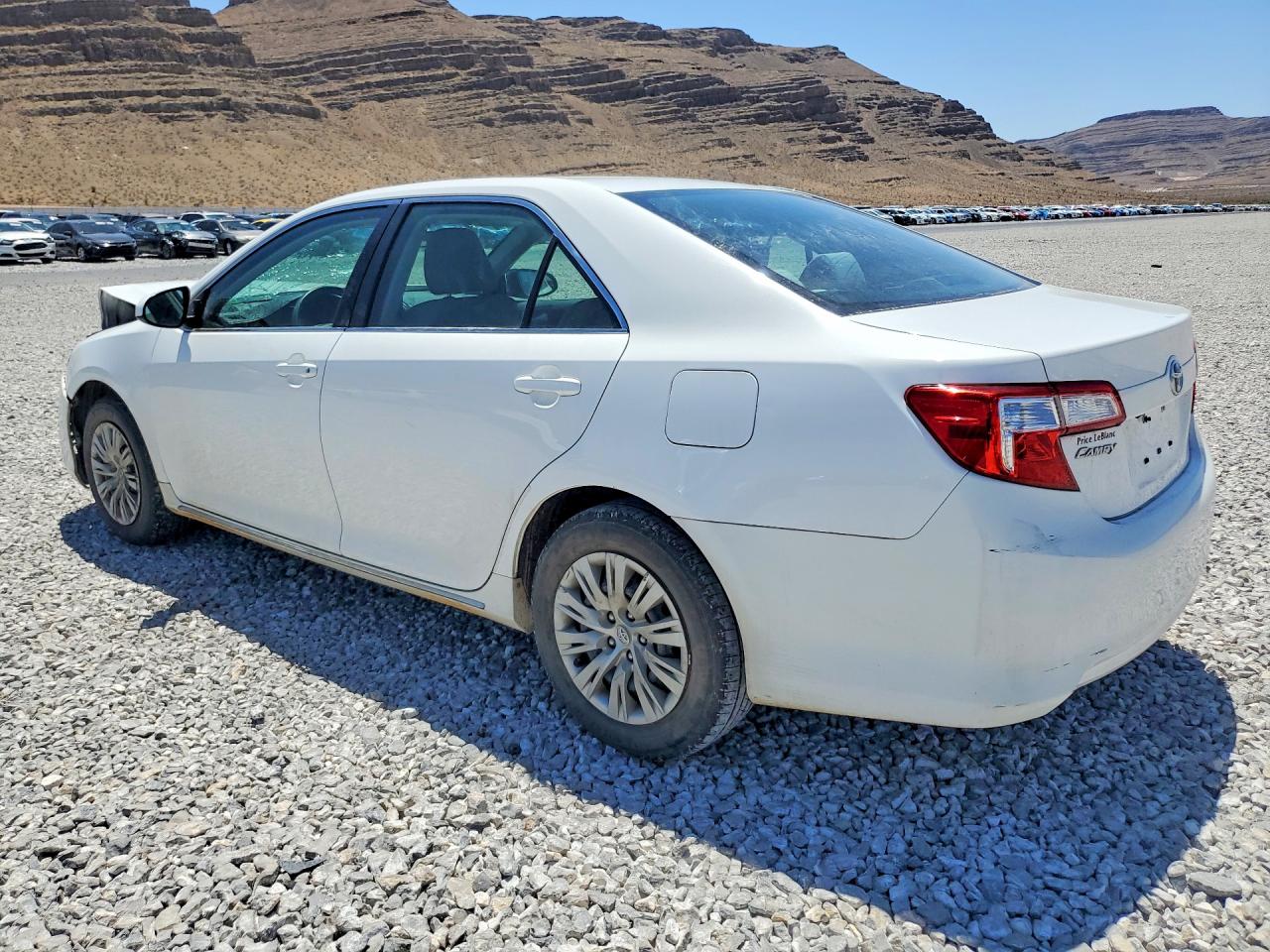 2014 Toyota Camry White vin: 4T1BF1FK2EU382131