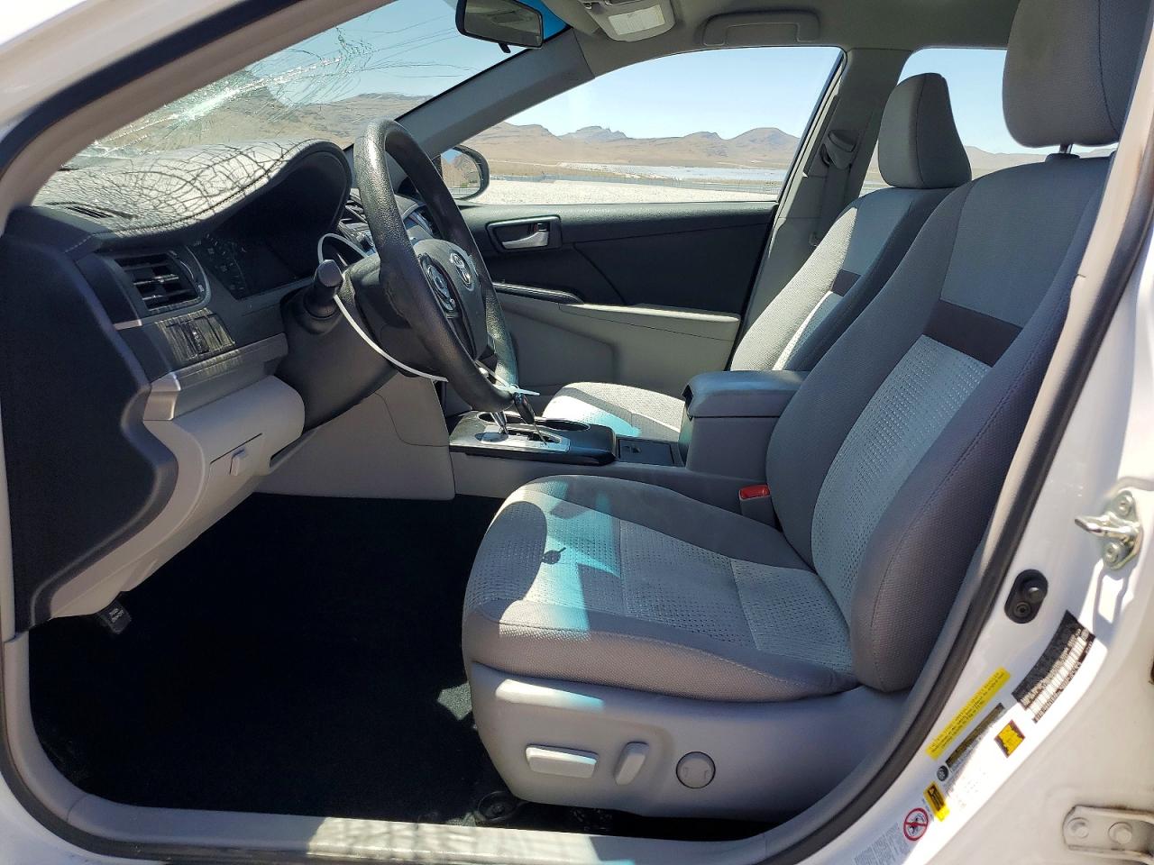2014 Toyota Camry White vin: 4T1BF1FK2EU382131