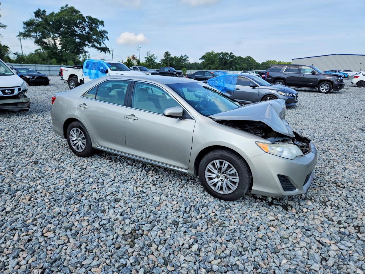 2014 Toyota Camry Le Tan vin: 4T1BF1FK2EU429464