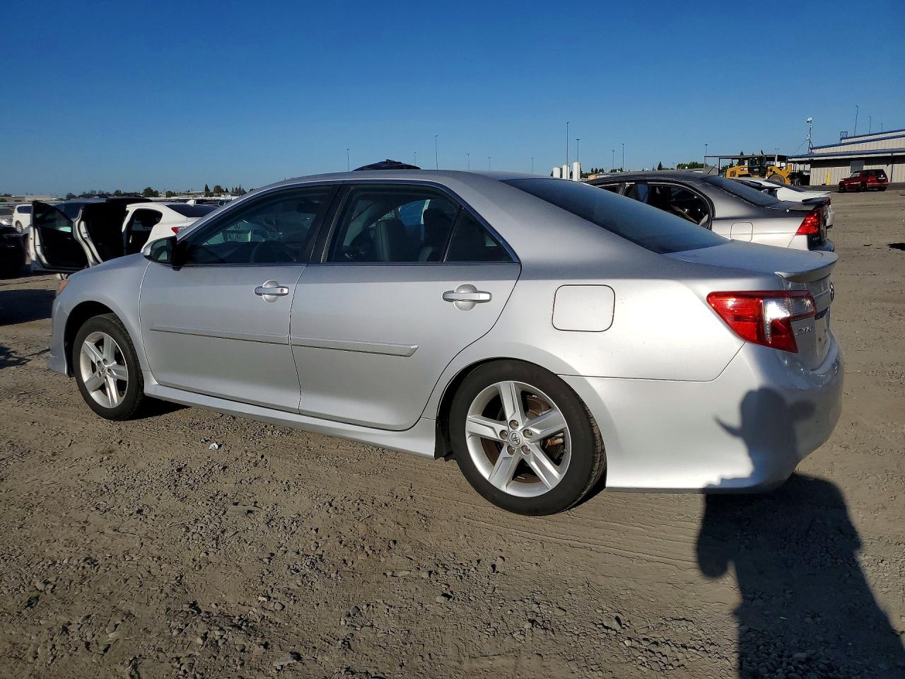 2014 Toyota Camry Se Silver vin: 4T1BF1FK2EU440464