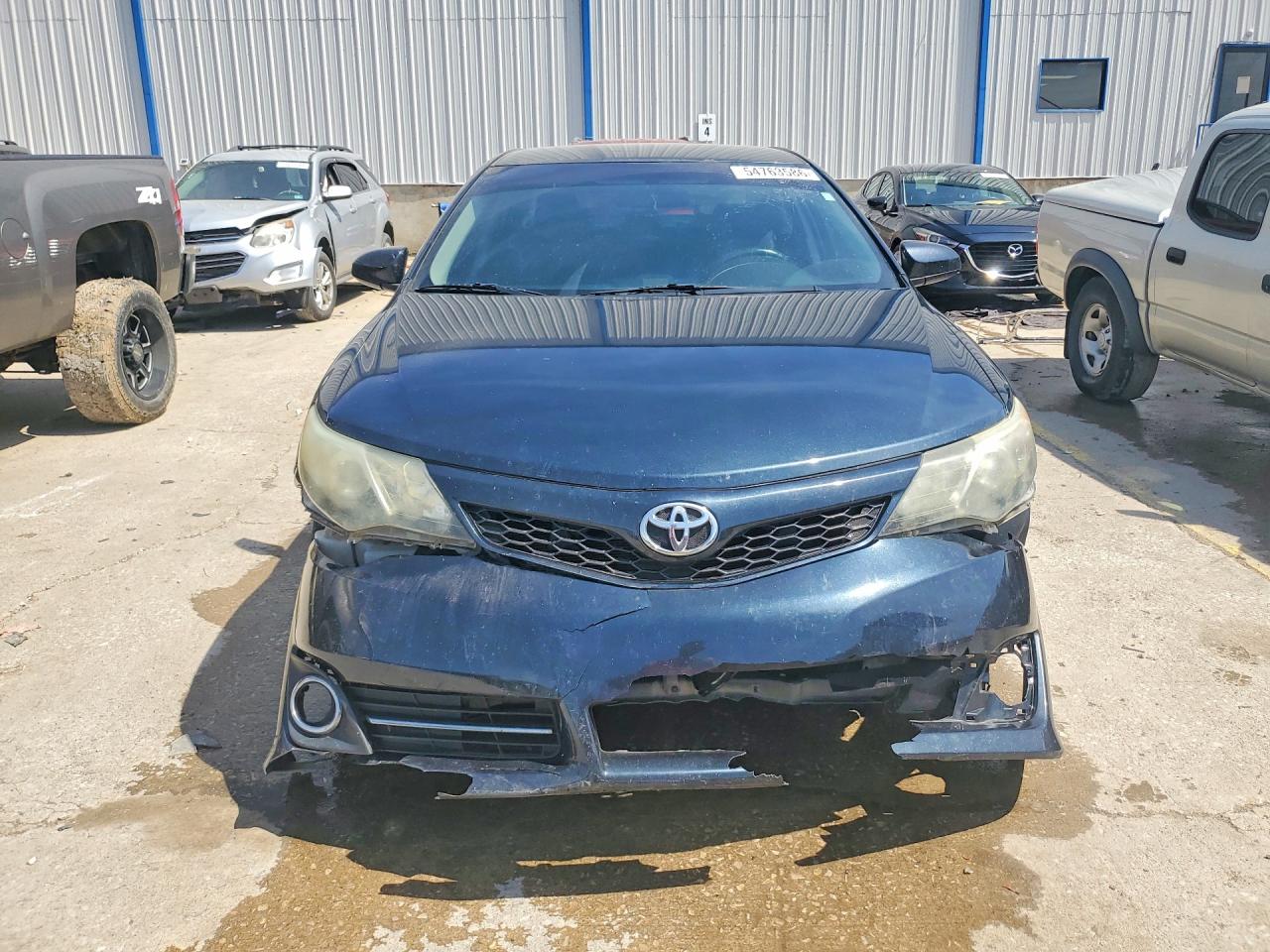 2014 Toyota Camry Se Blue vin: 4T1BF1FK2EU443865