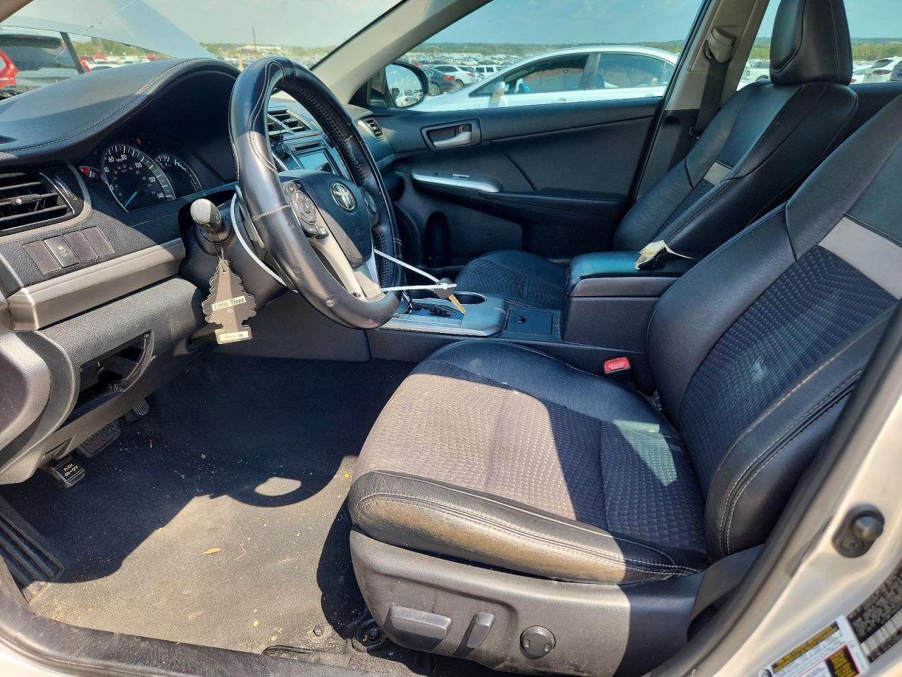 2014 Toyota Camry Se Silver vin: 4T1BF1FK2EU453845