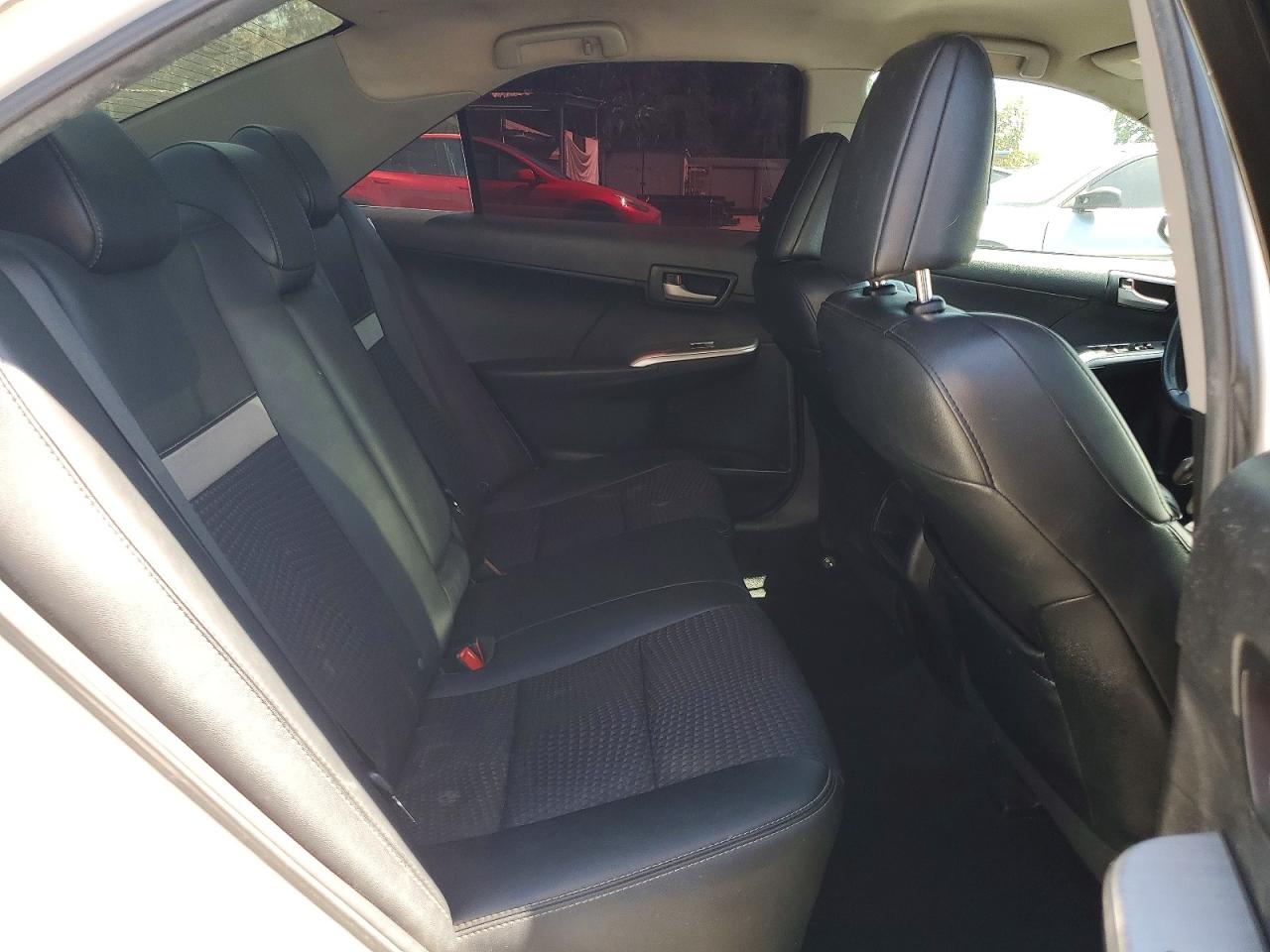 2014 Toyota Camry Se White vin: 4T1BF1FK2EU463677