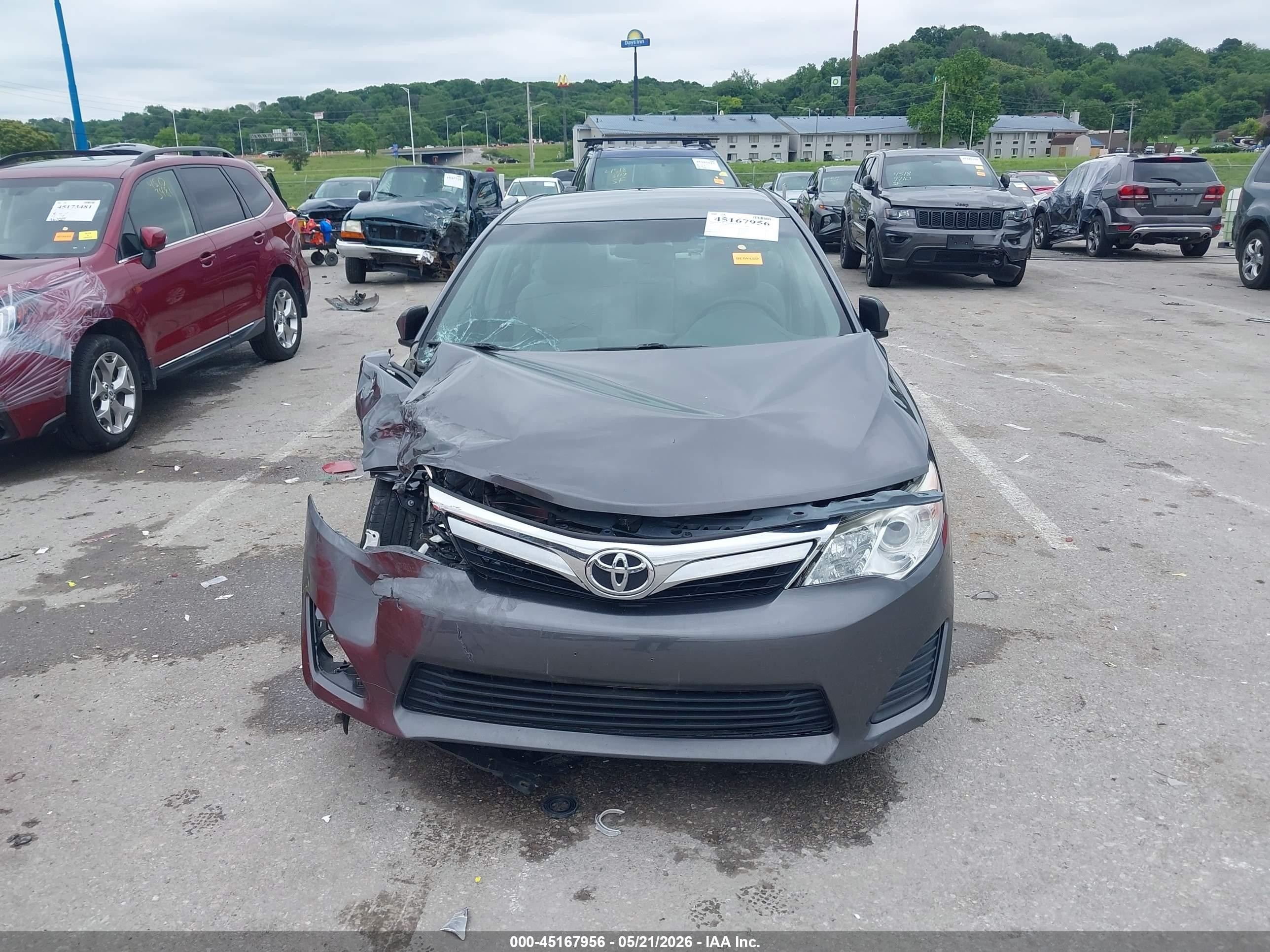2014 Toyota Camry Le Gray vin: 4T1BF1FK2EU468393