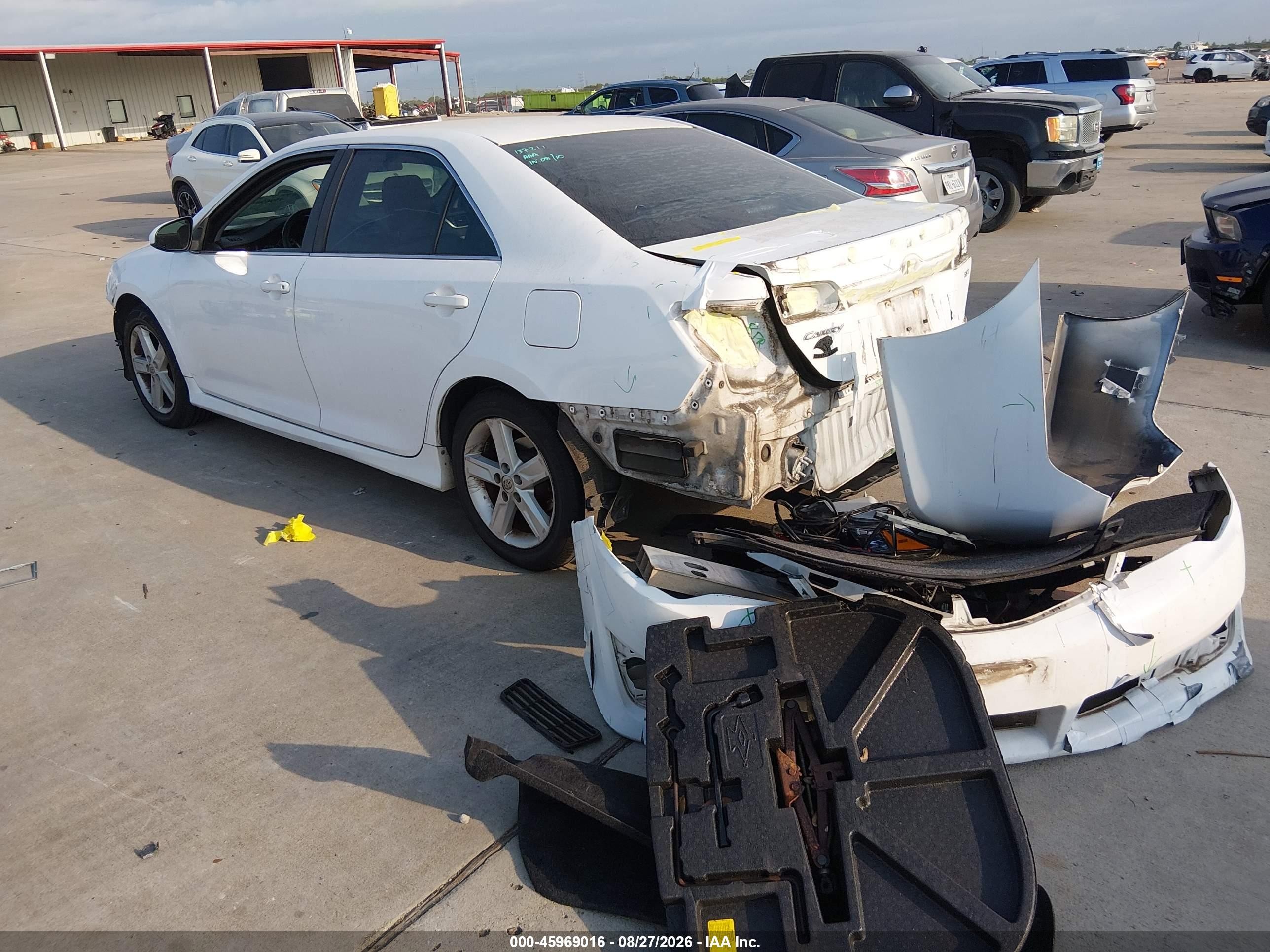 2014 Toyota Camry Se Белый vin: 4T1BF1FK2EU471343