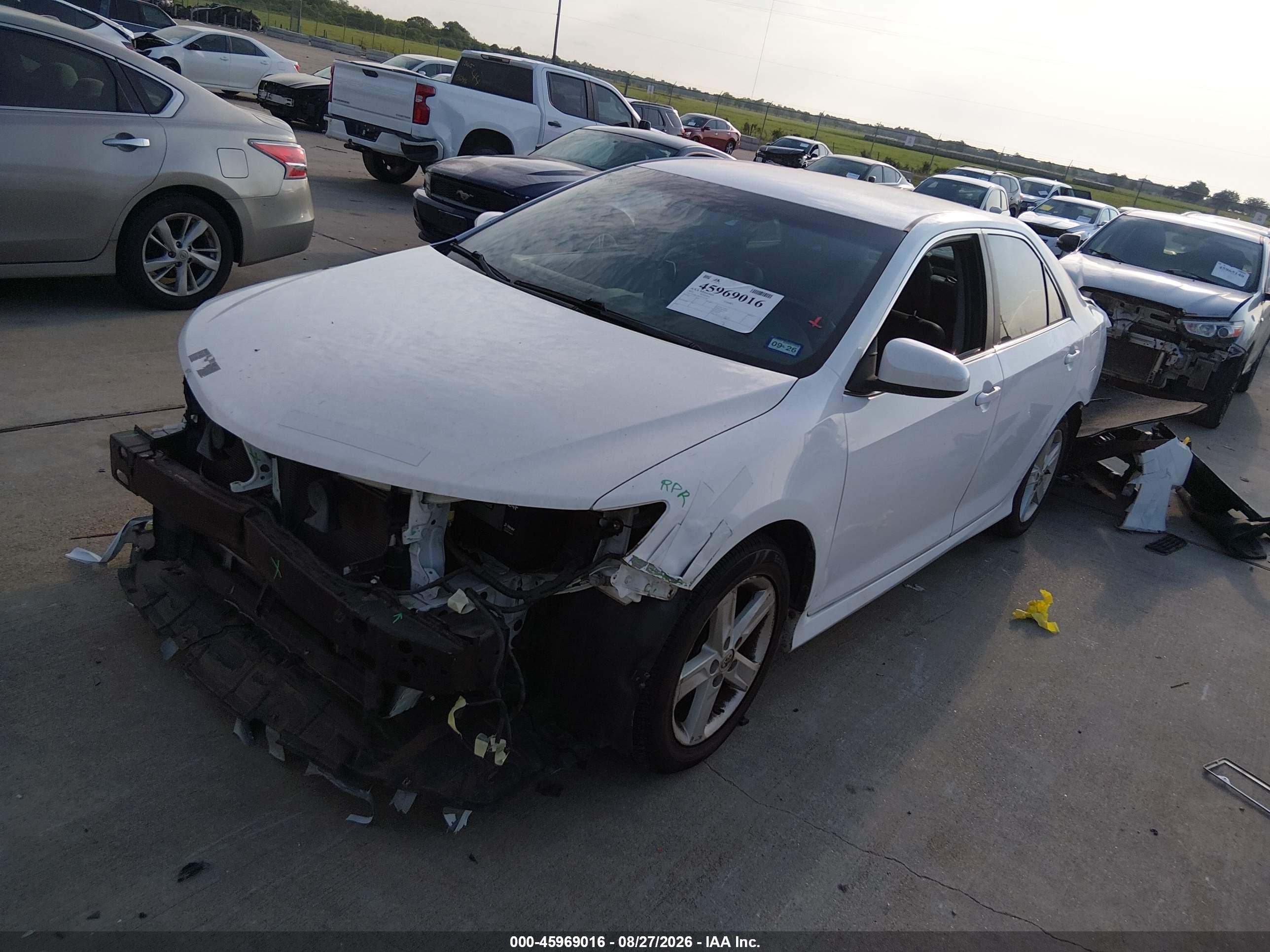 2014 Toyota Camry Se Белый vin: 4T1BF1FK2EU471343
