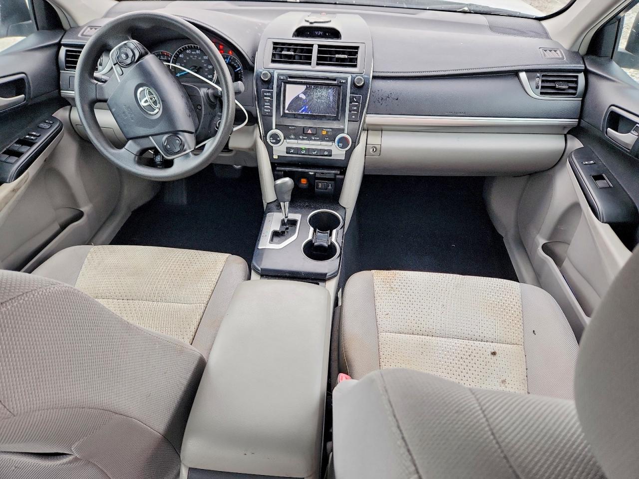 2014 Toyota Camry Le Silver vin: 4T1BF1FK2EU727884
