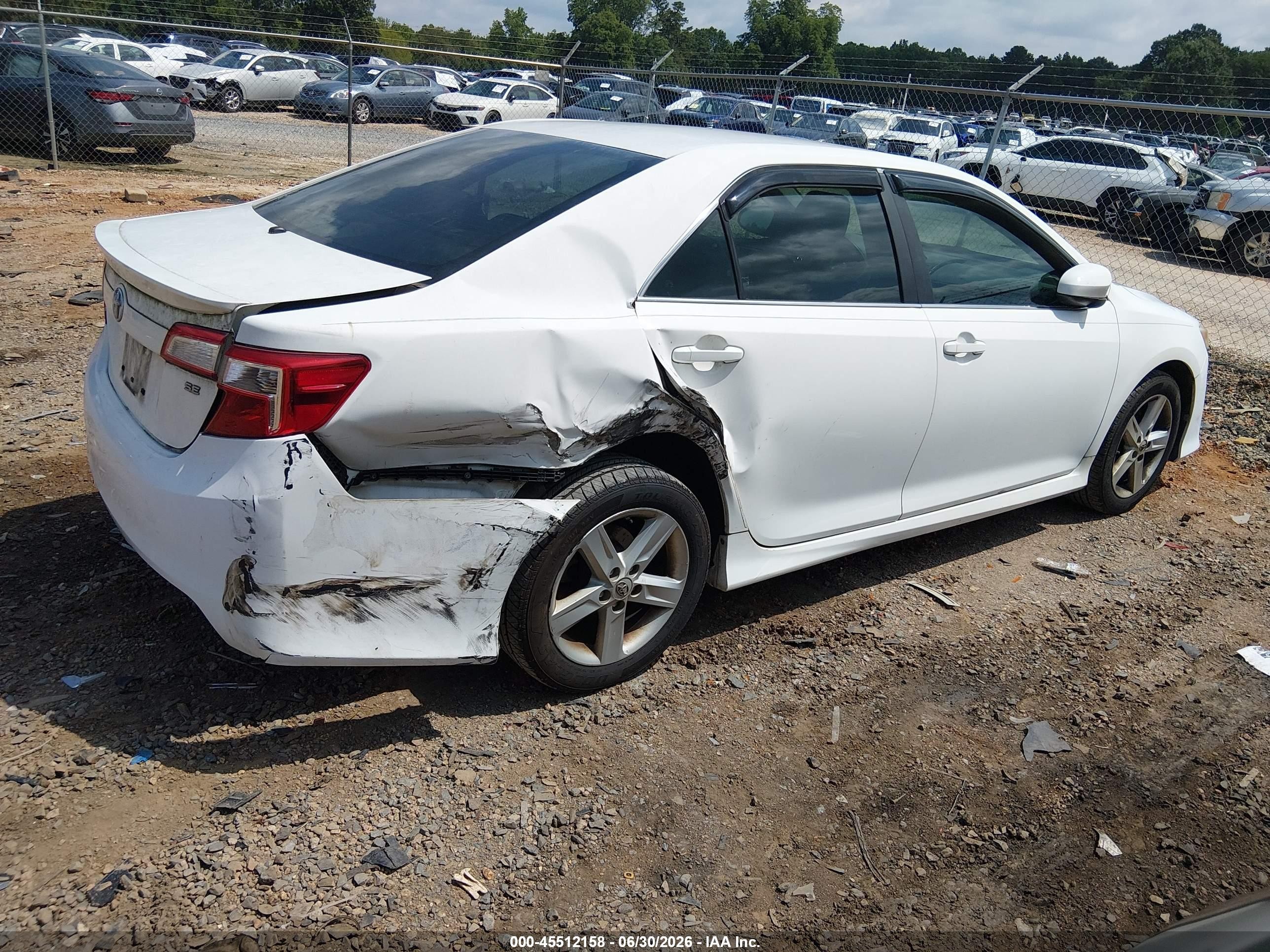 2014 Toyota Camry Se Белый vin: 4T1BF1FK2EU728601
