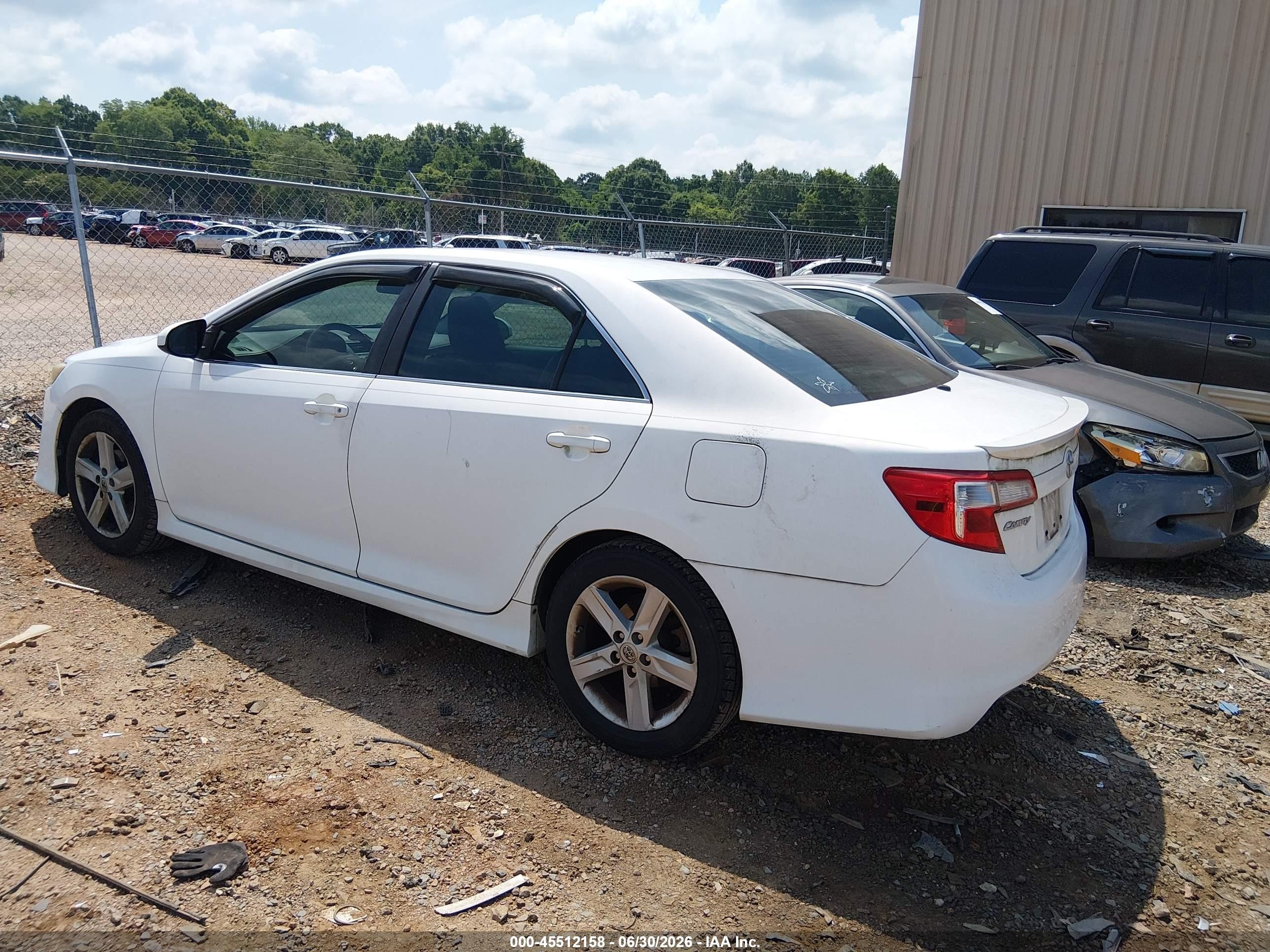2014 Toyota Camry Se Белый vin: 4T1BF1FK2EU728601