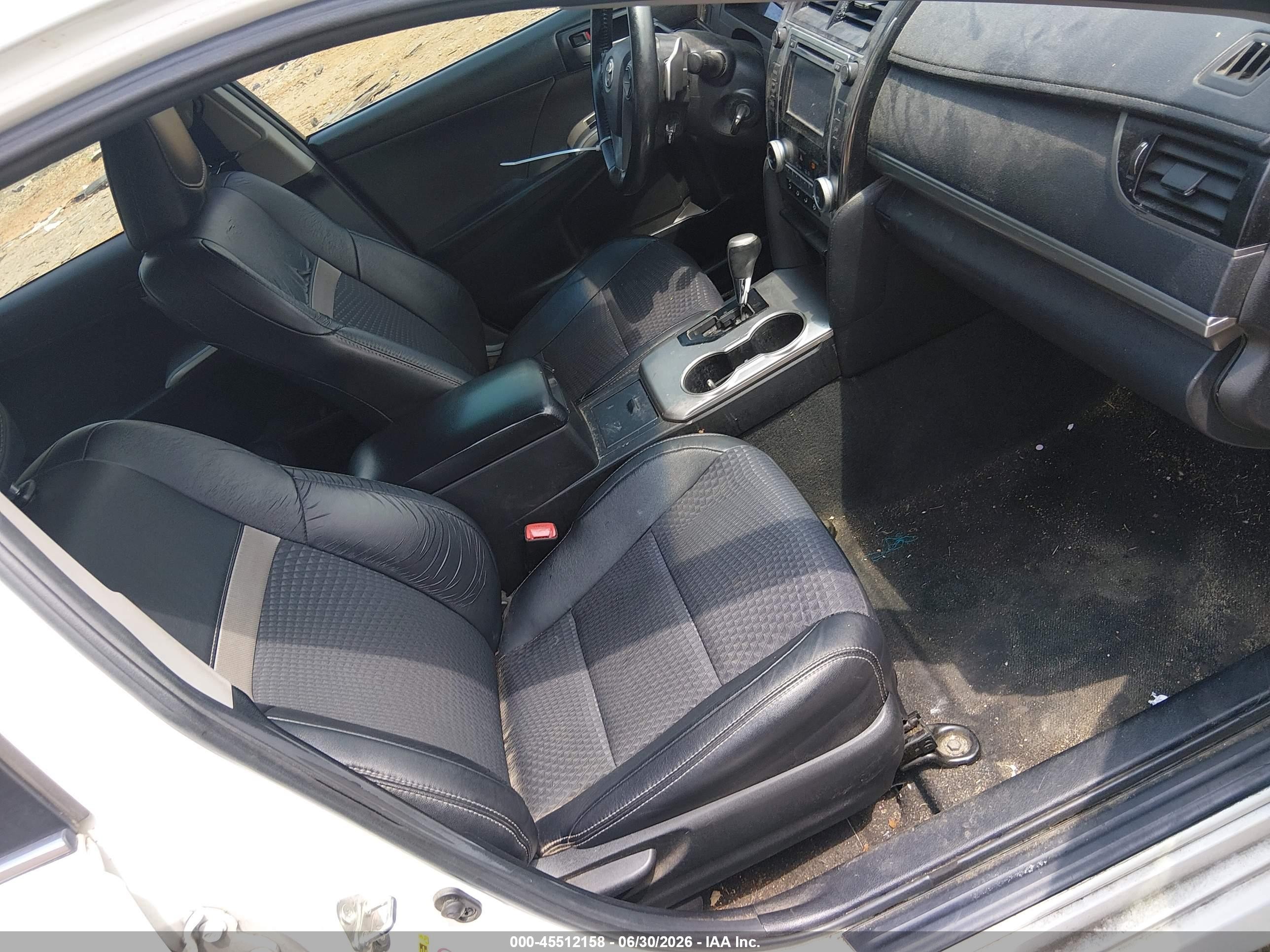 2014 Toyota Camry Se Белый vin: 4T1BF1FK2EU728601