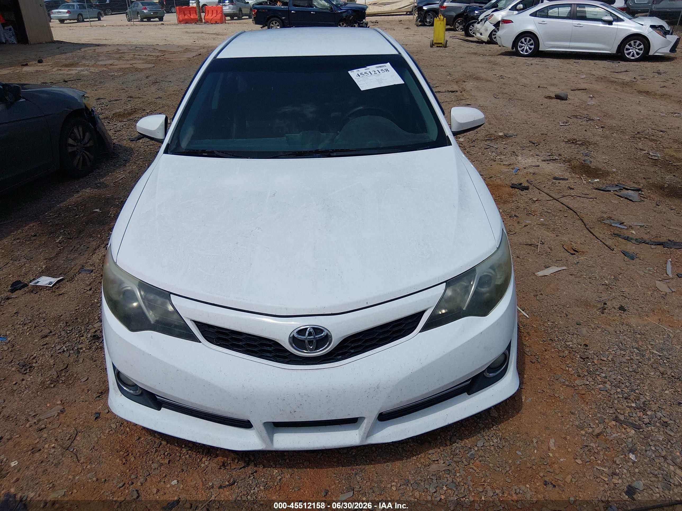 2014 Toyota Camry Se Белый vin: 4T1BF1FK2EU728601