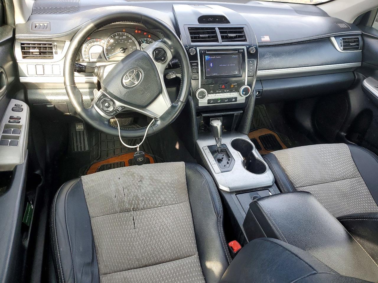 2014 Toyota Camry L Gray vin: 4T1BF1FK2EU740179