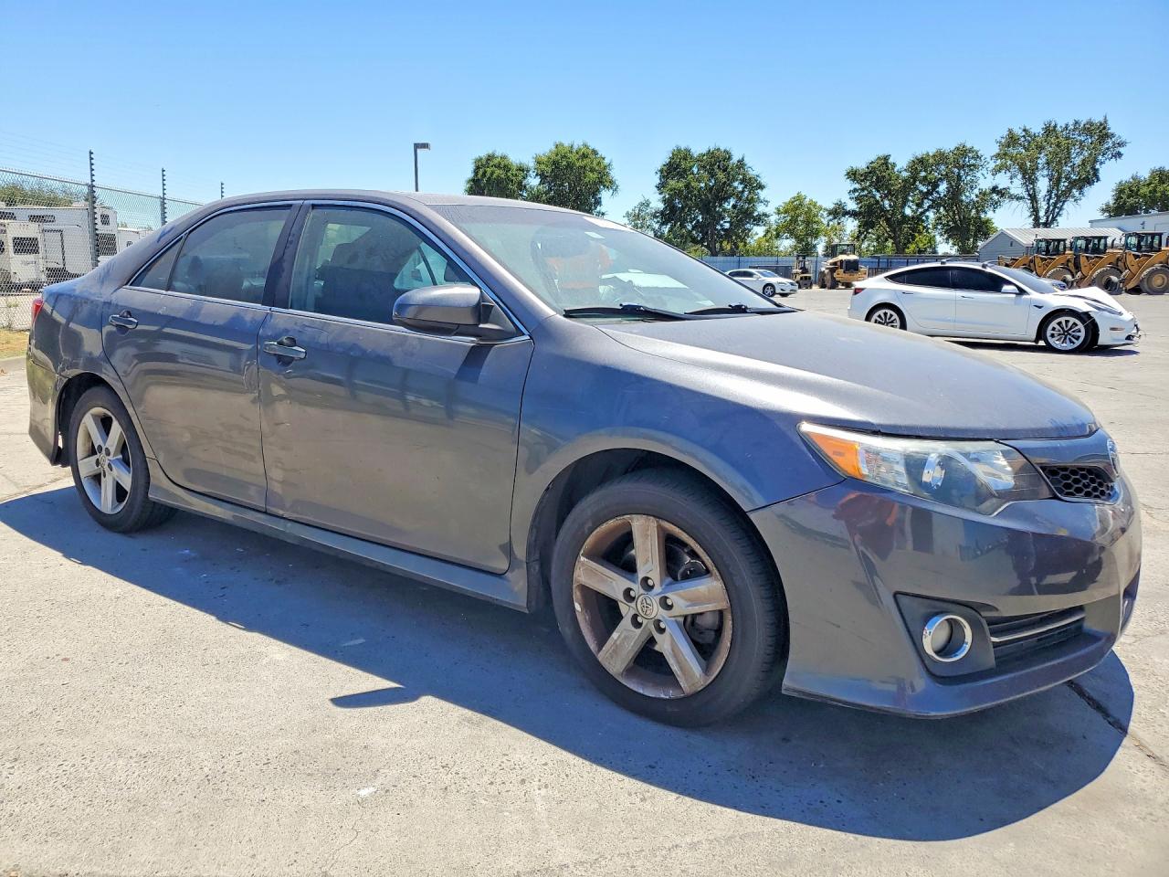 2014 Toyota Camry Se Gray vin: 4T1BF1FK2EU741221