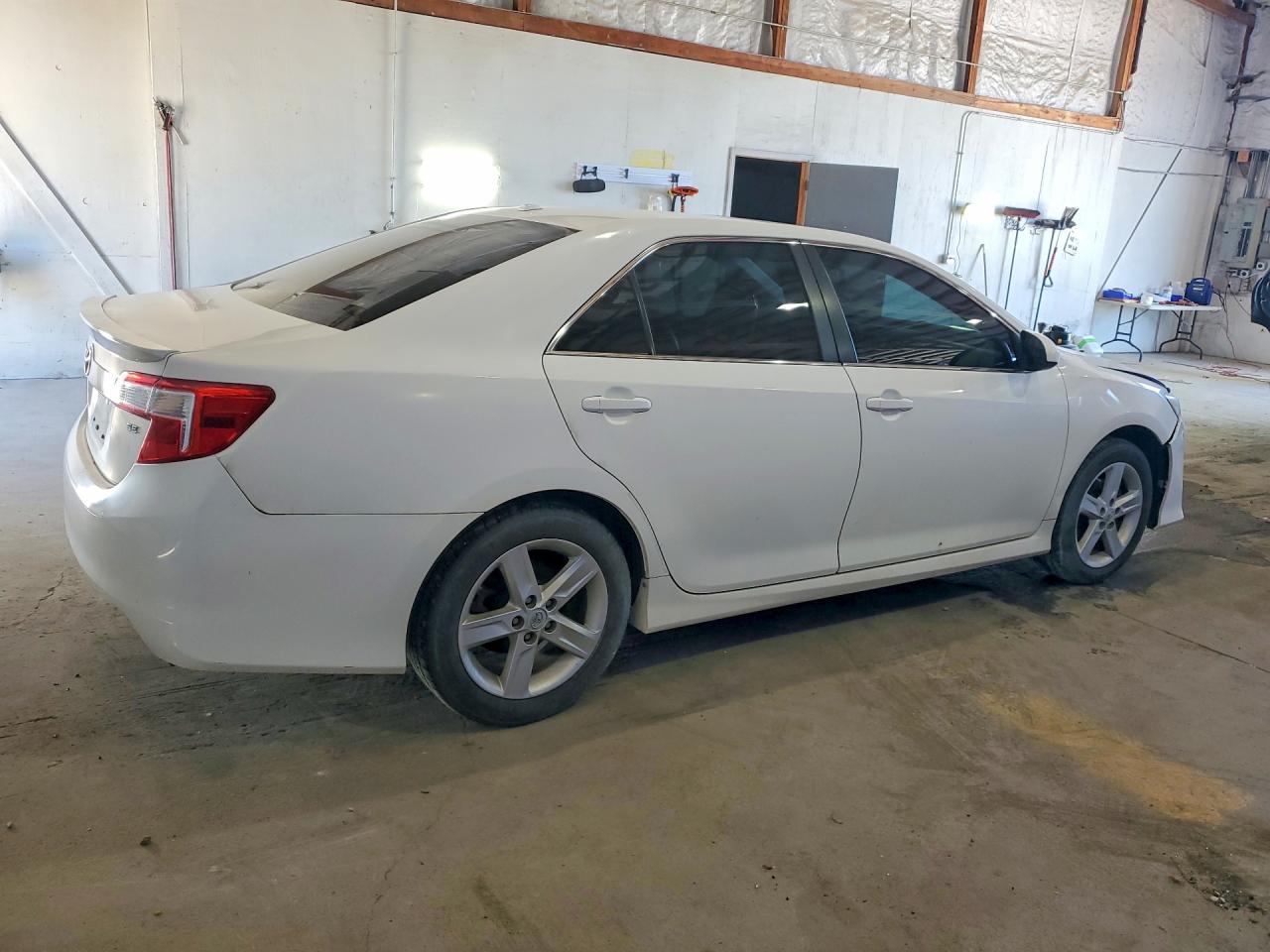 2014 Toyota Camry Se Белый vin: 4T1BF1FK2EU754003
