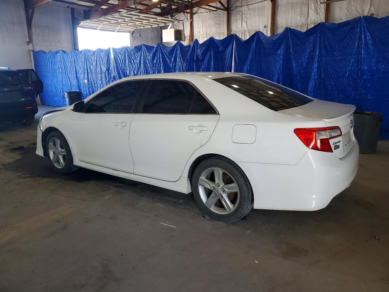 2014 Toyota Camry Se Белый vin: 4T1BF1FK2EU754003
