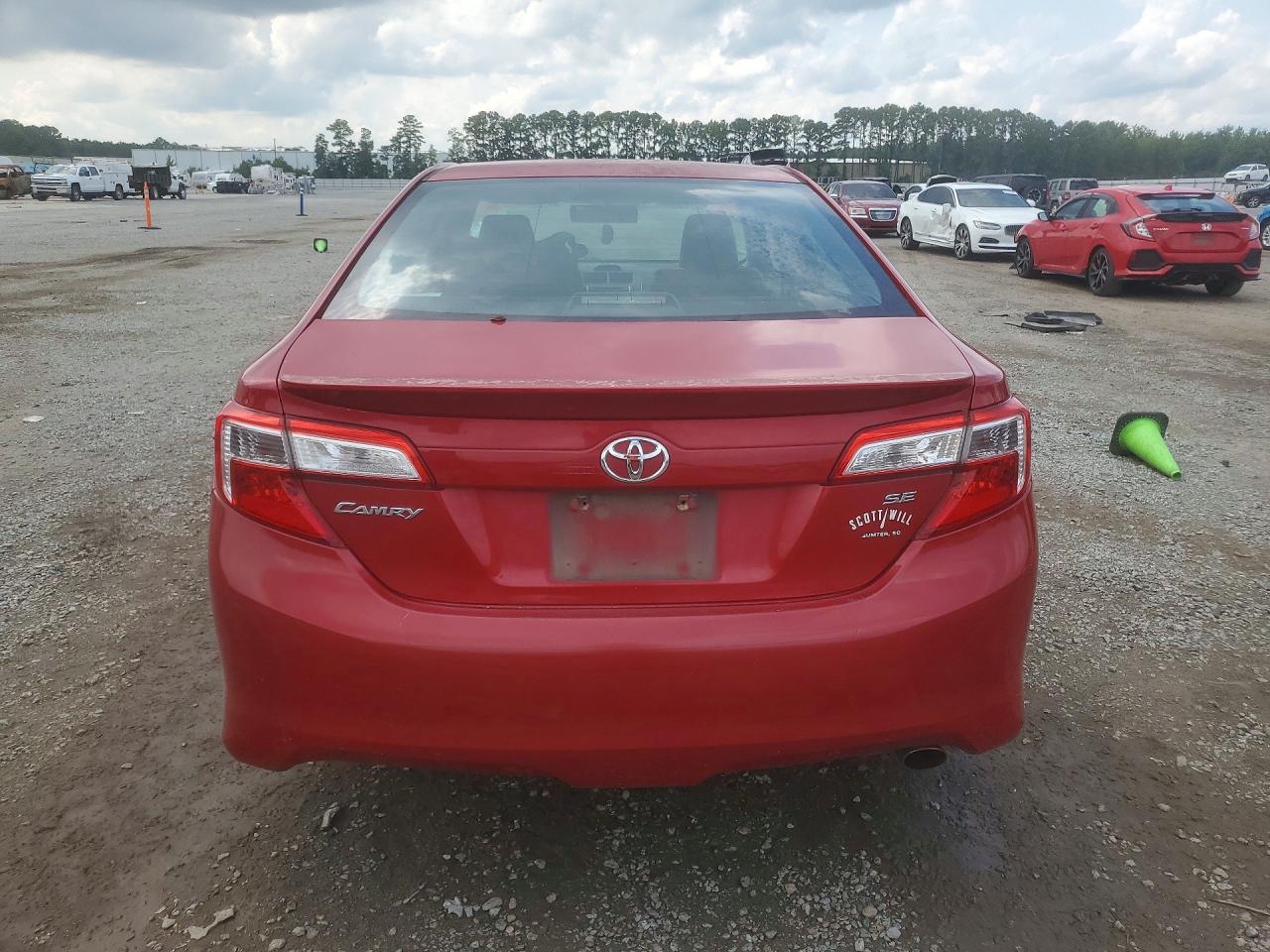 2014 Toyota Camry Se Красный vin: 4T1BF1FK2EU759217