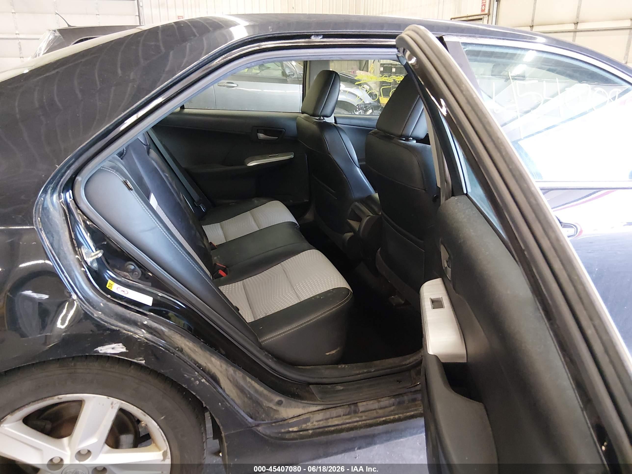 2014 Toyota Camry Se Black vin: 4T1BF1FK2EU763302