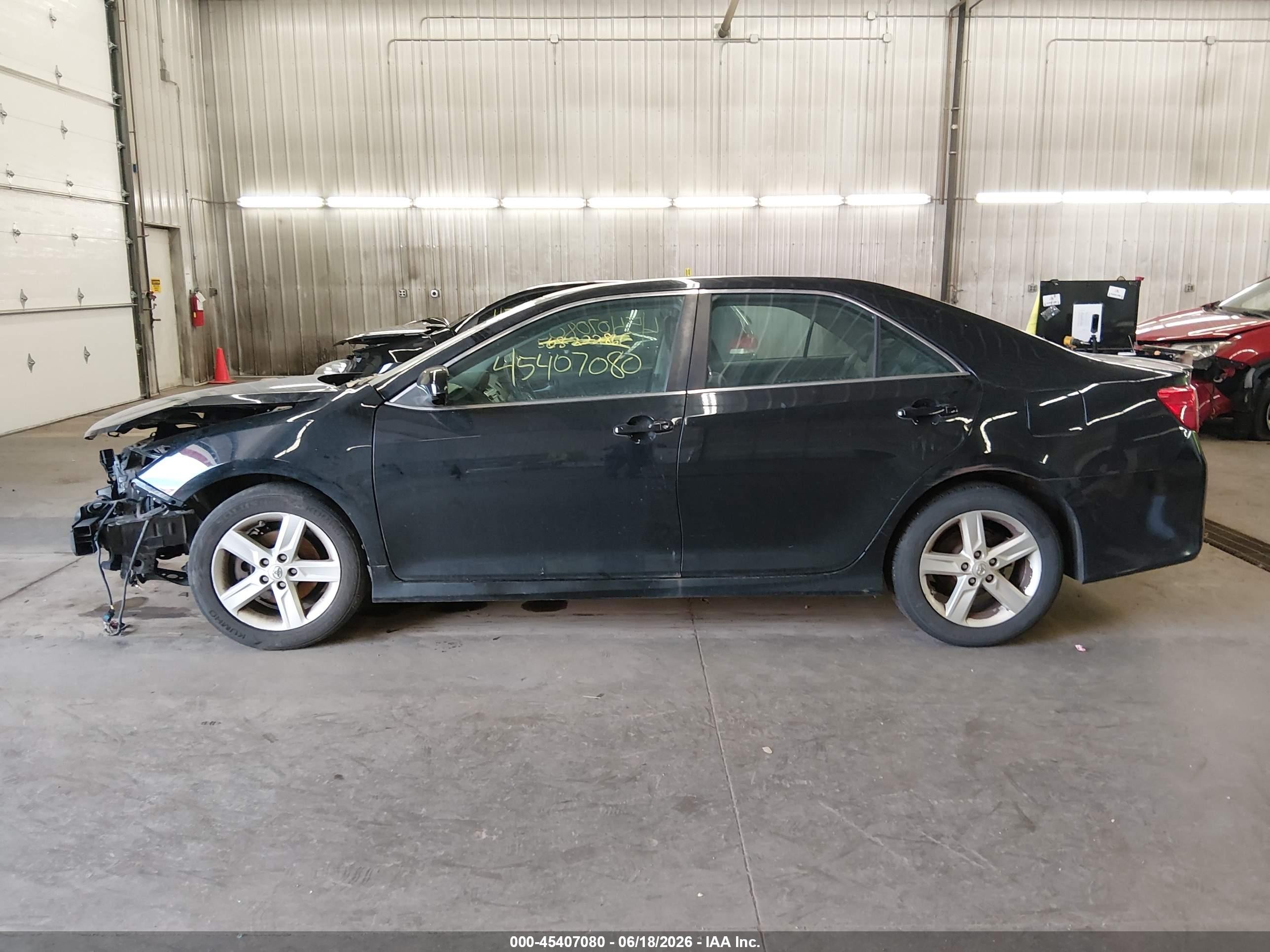 2014 Toyota Camry Se Black vin: 4T1BF1FK2EU763302