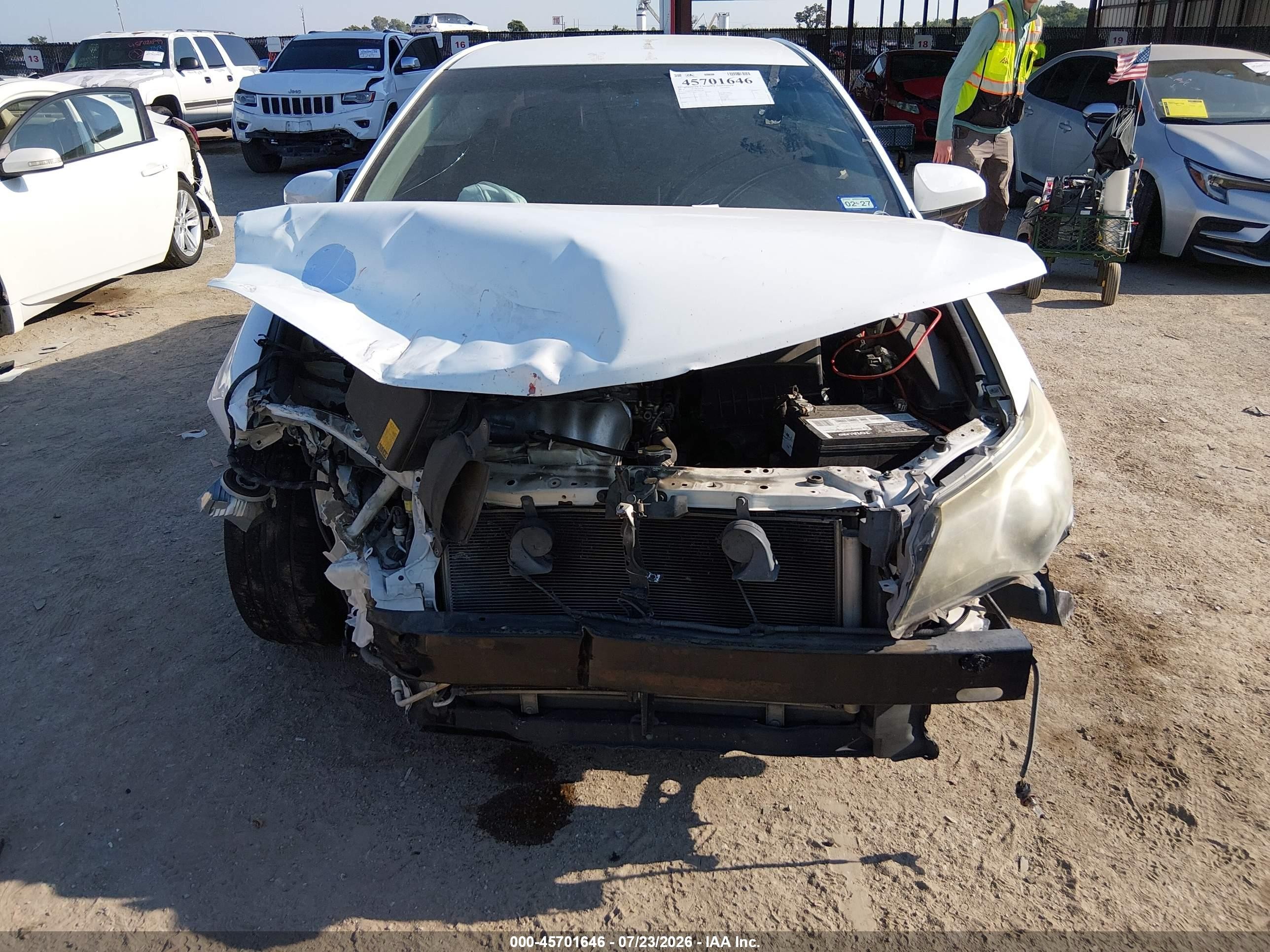 2014 Toyota Camry Se White vin: 4T1BF1FK2EU765230