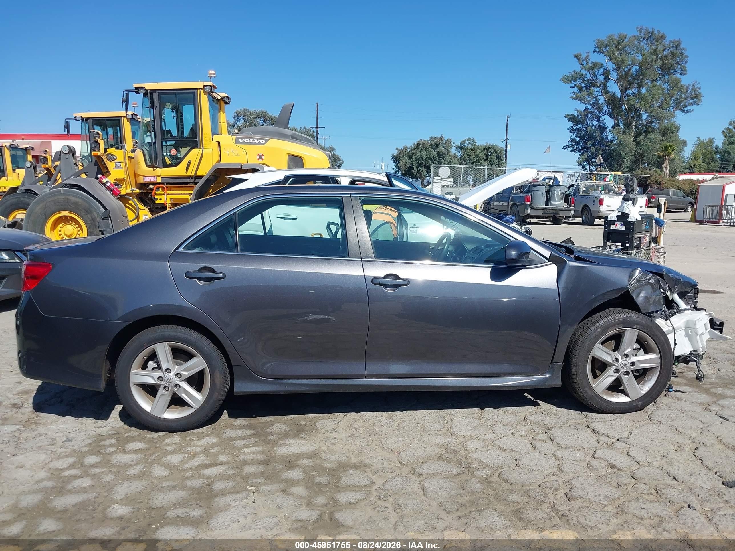 2014 Toyota Camry Se Серый vin: 4T1BF1FK2EU781296