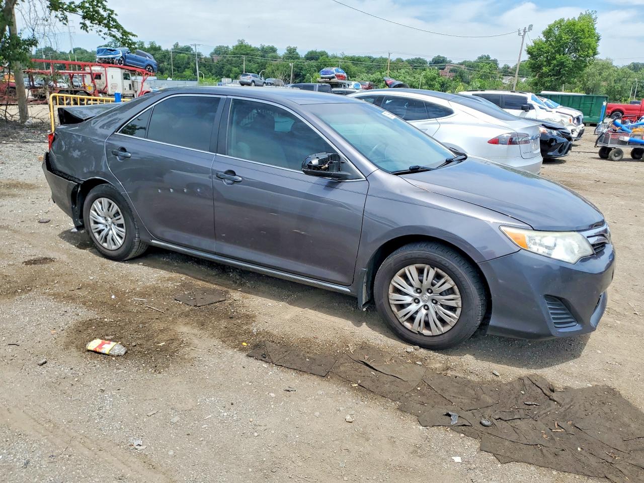 2014 Toyota Camry Le Gray vin: 4T1BF1FK2EU788457