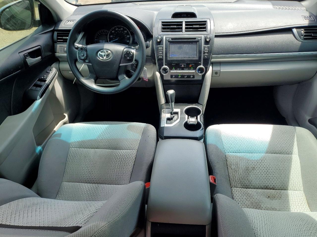 2014 Toyota Camry Le Gray vin: 4T1BF1FK2EU788457