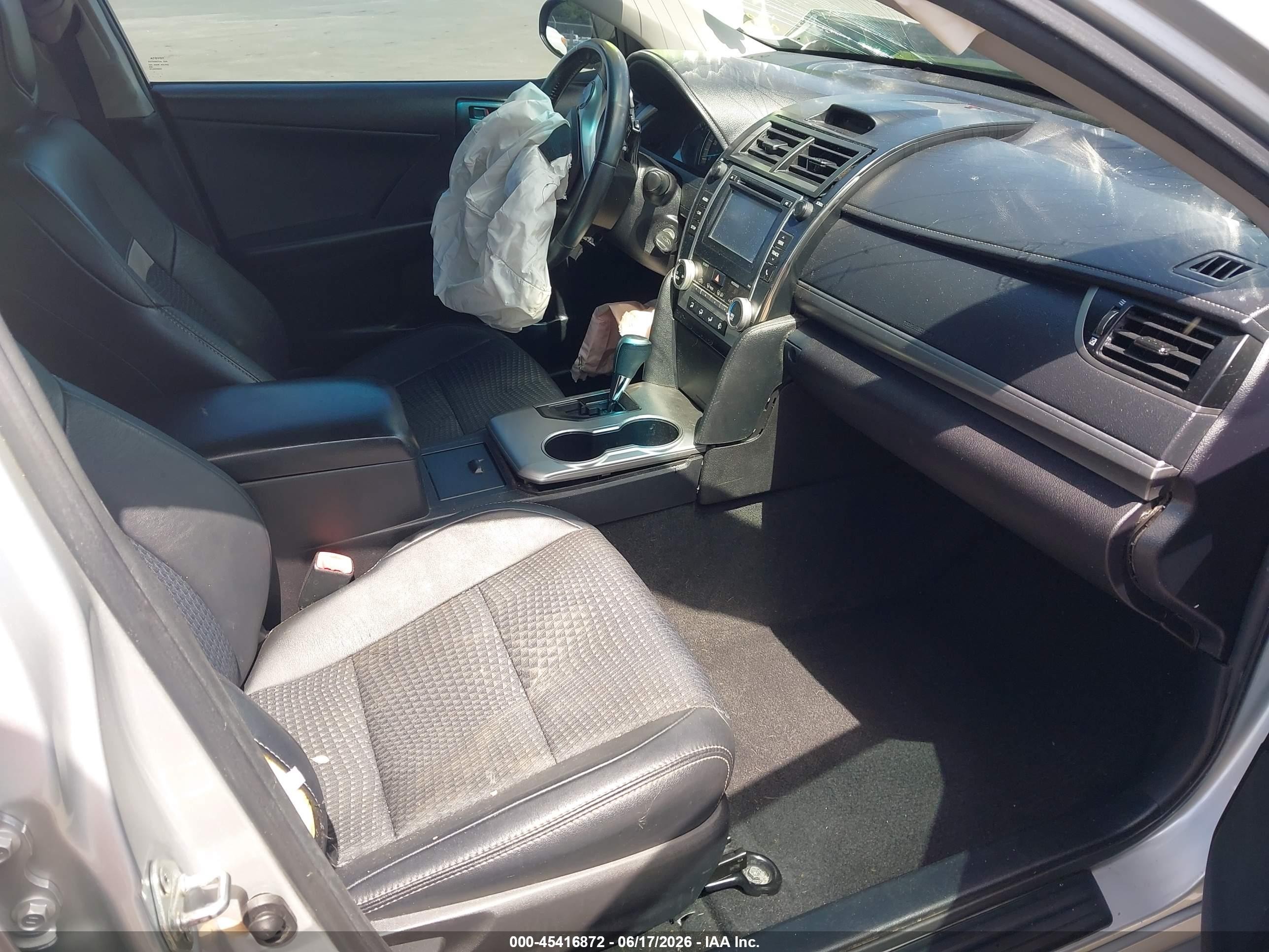 2014 Toyota Camry Se Silver vin: 4T1BF1FK2EU807962