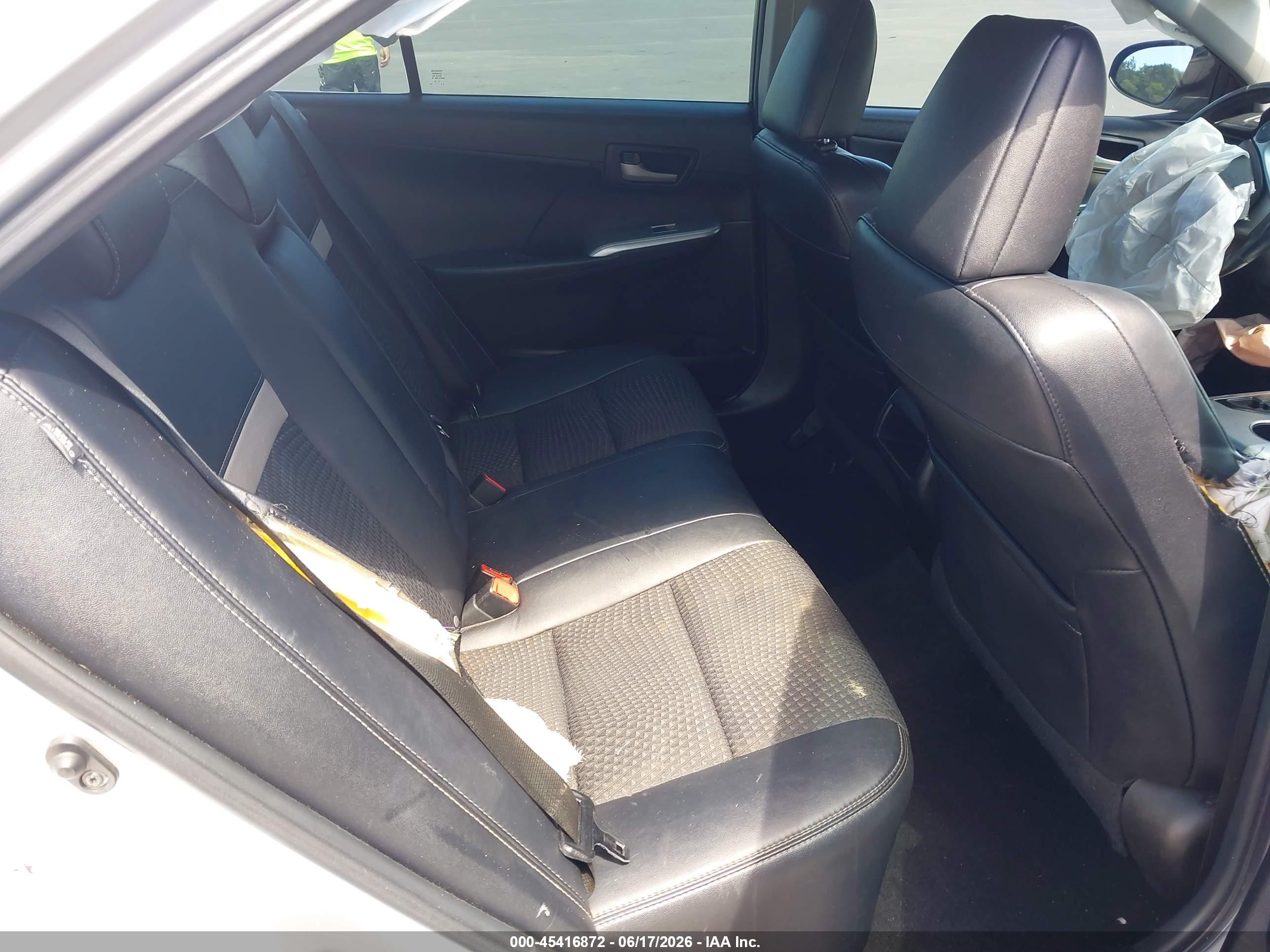 2014 Toyota Camry Se Silver vin: 4T1BF1FK2EU807962