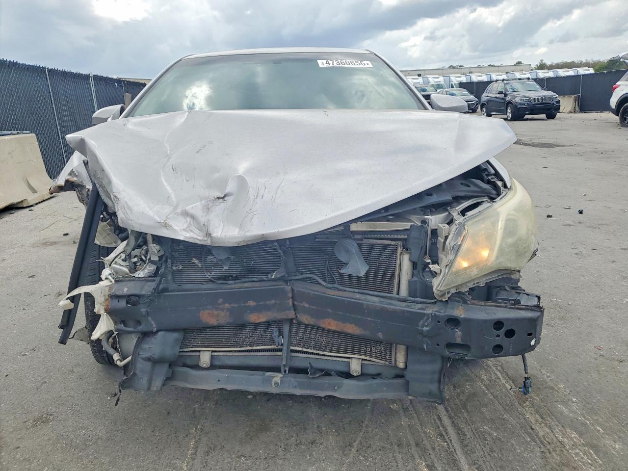 2014 Toyota Camry Se Серебряный vin: 4T1BF1FK2EU817861