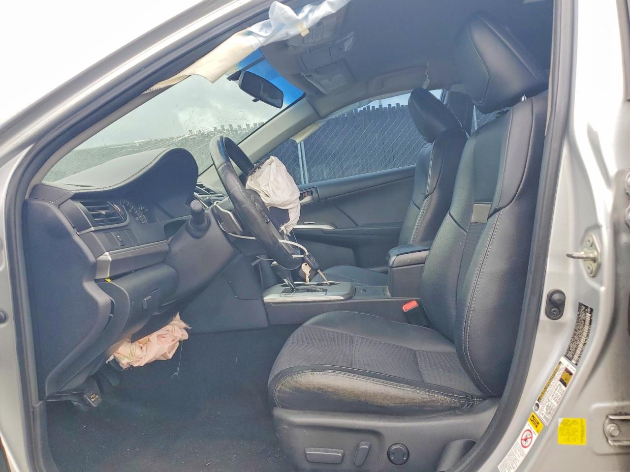 2014 Toyota Camry Se Серебряный vin: 4T1BF1FK2EU817861