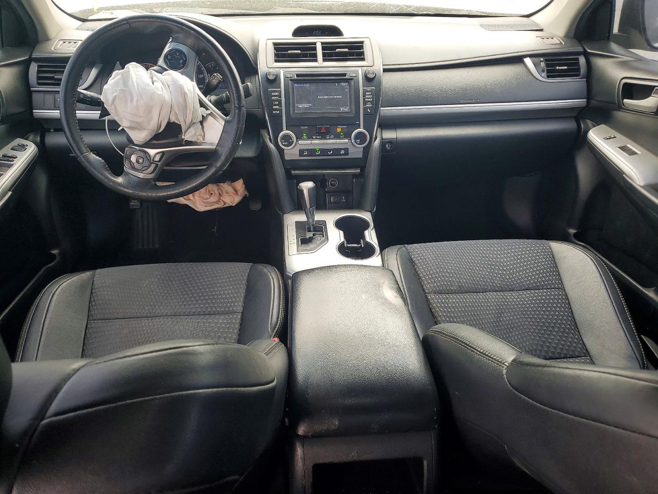 2014 Toyota Camry Se Серебряный vin: 4T1BF1FK2EU817861