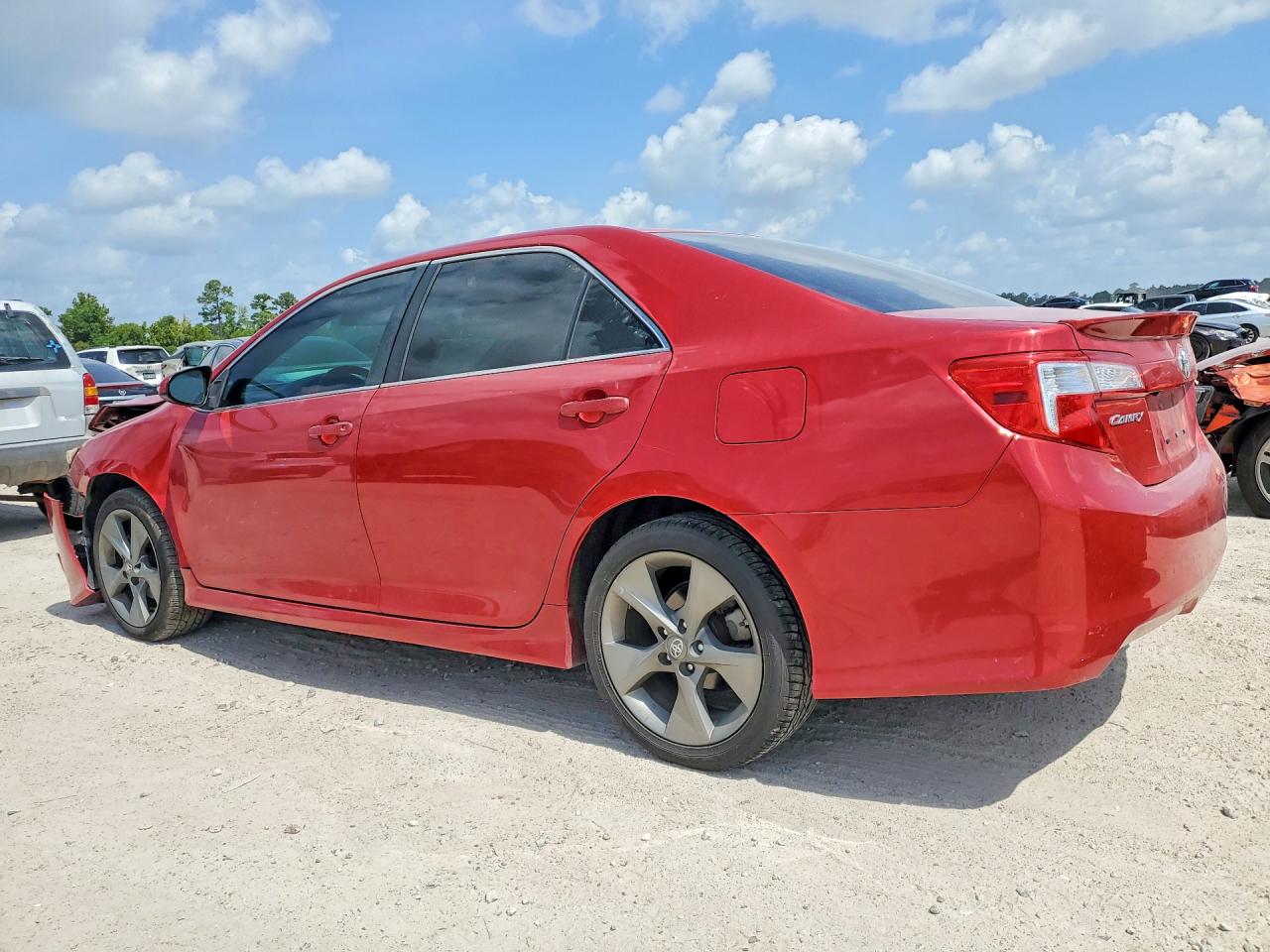 2014 Toyota Camry Se Sport Red vin: 4T1BF1FK2EU819741