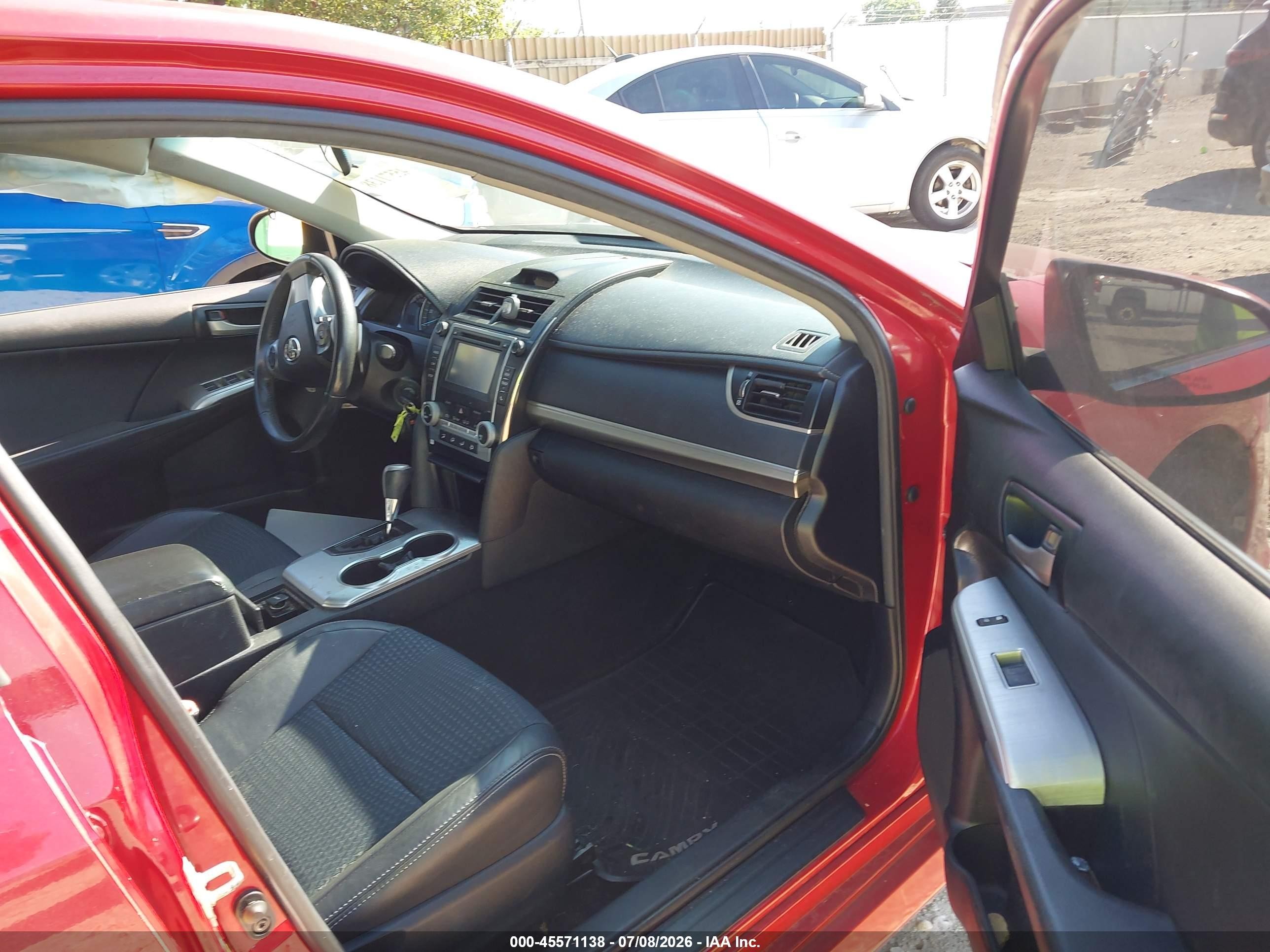 2014 Toyota Camry Se Red vin: 4T1BF1FK2EU842372