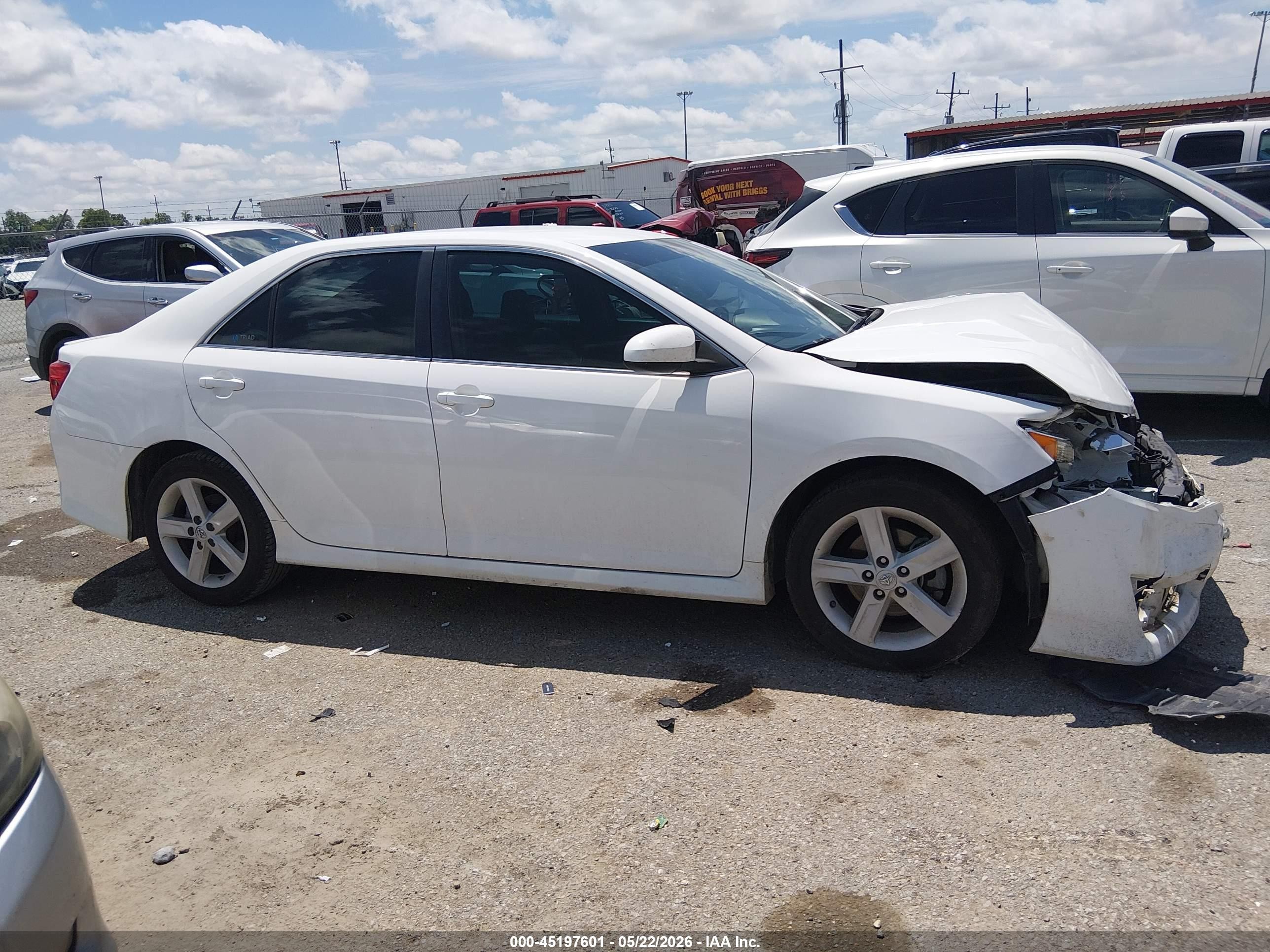2014 Toyota Camry Se White vin: 4T1BF1FK2EU851198